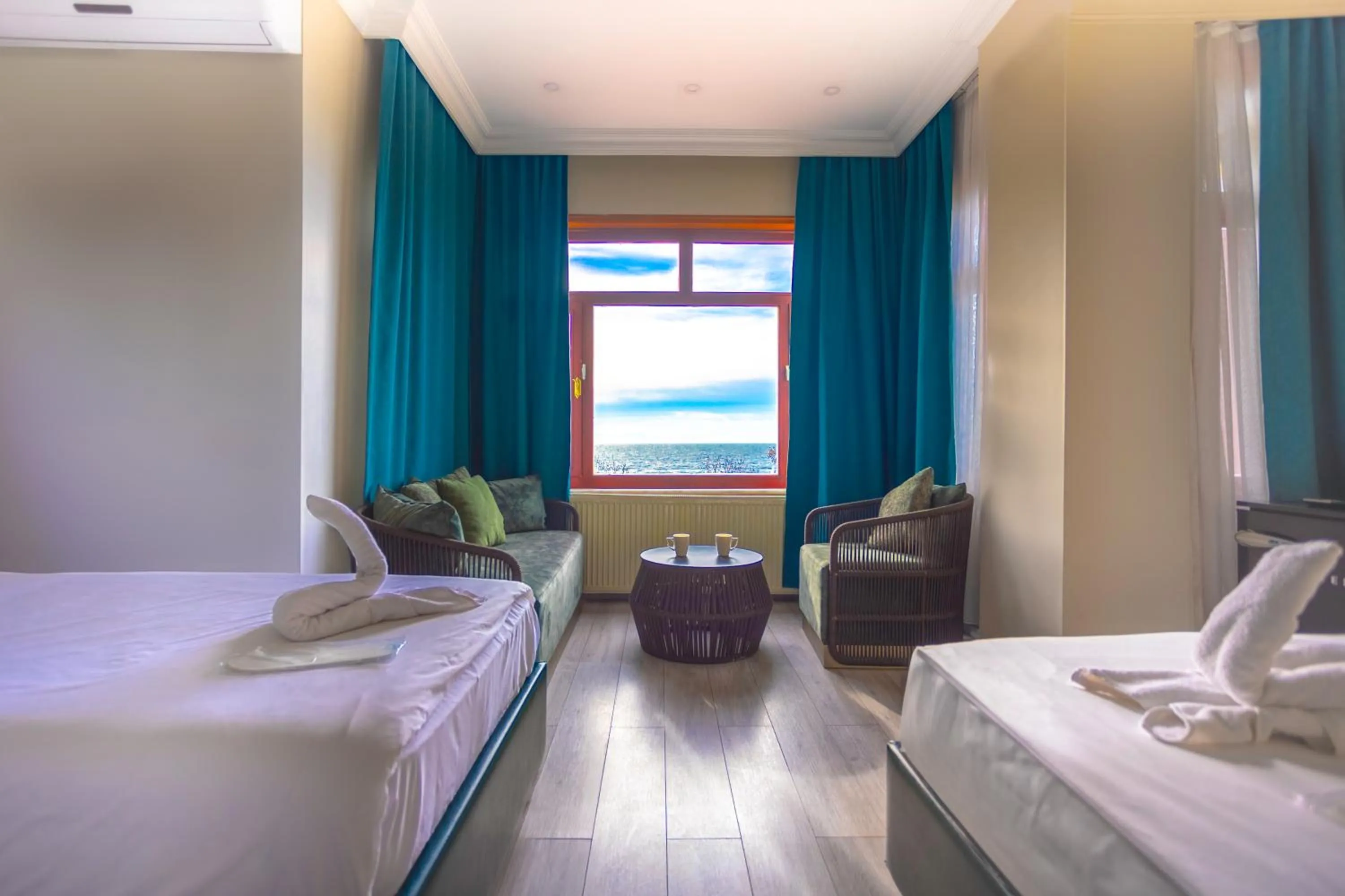 Bed in Cheers Lighthouse