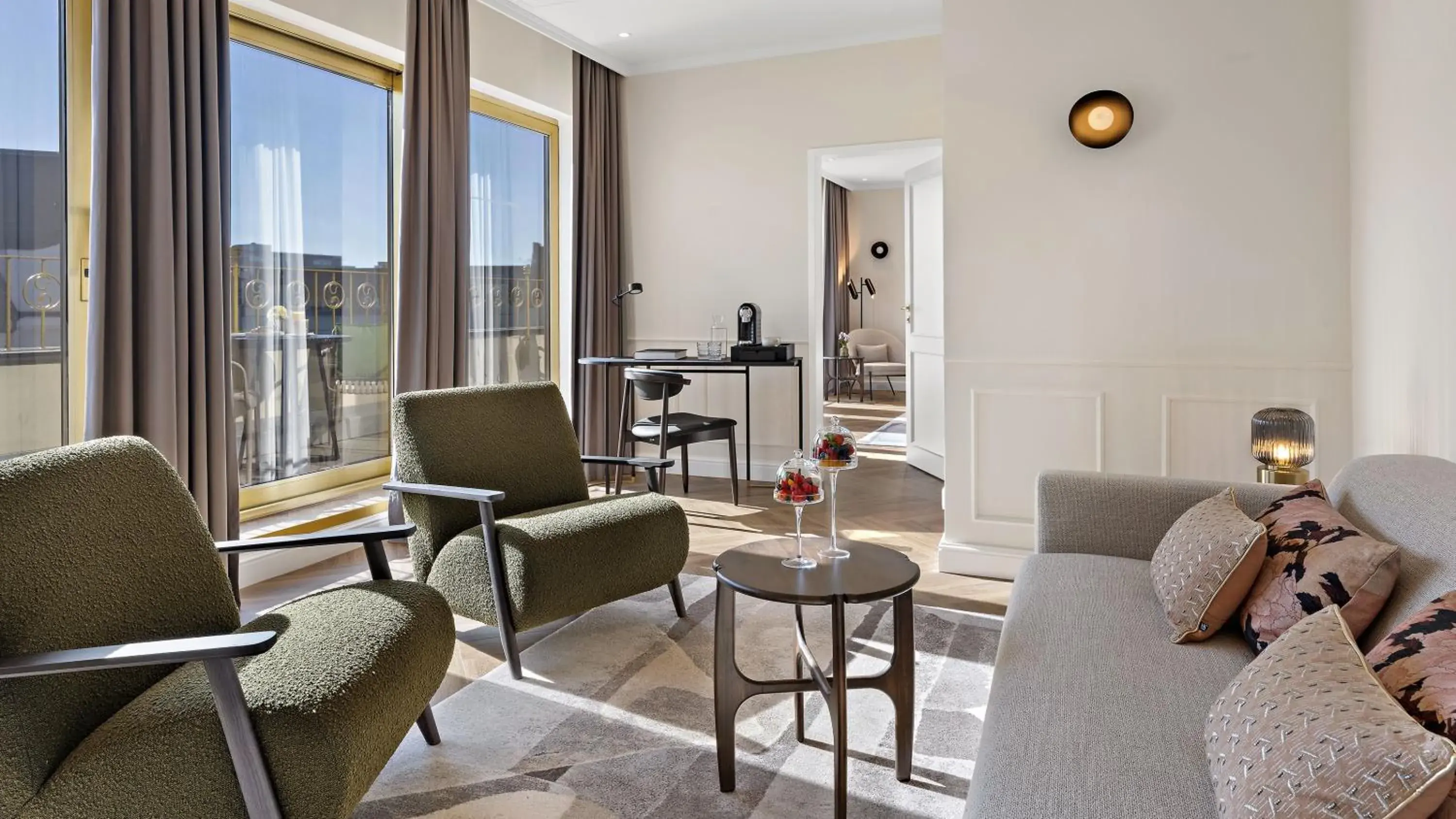 Balcony Suite in Hotel Bristol Berlin Balcony Suite in Hotel Bristol Berlin