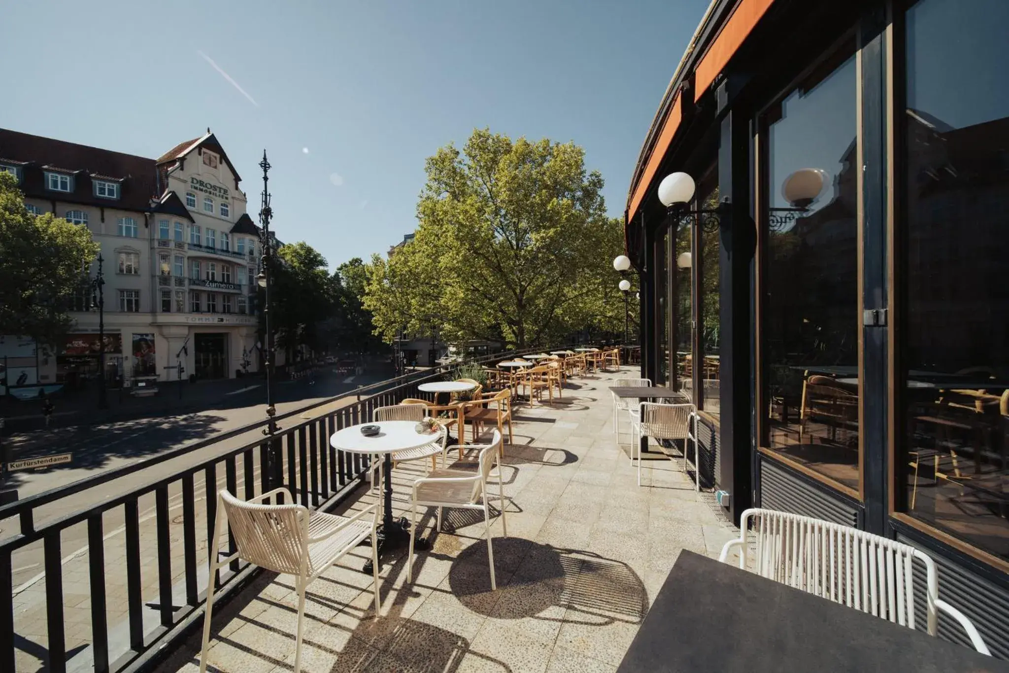 Restaurant/places to eat in Hotel Bristol Berlin Restaurant/places to eat in Hotel Bristol Berlin