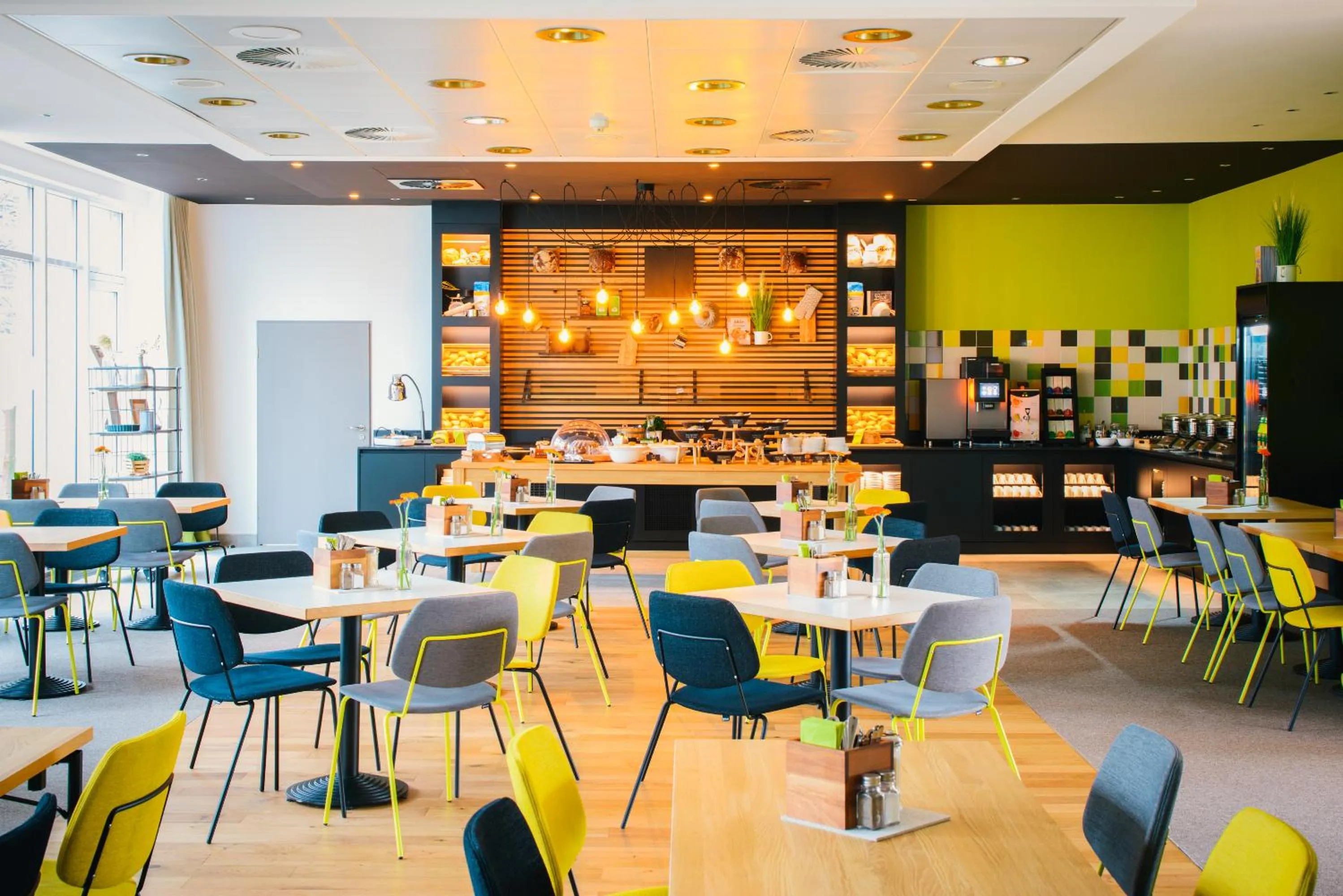 Restaurant/places to eat in Vienna House Easy by Wyndham Bad Oeynhausen