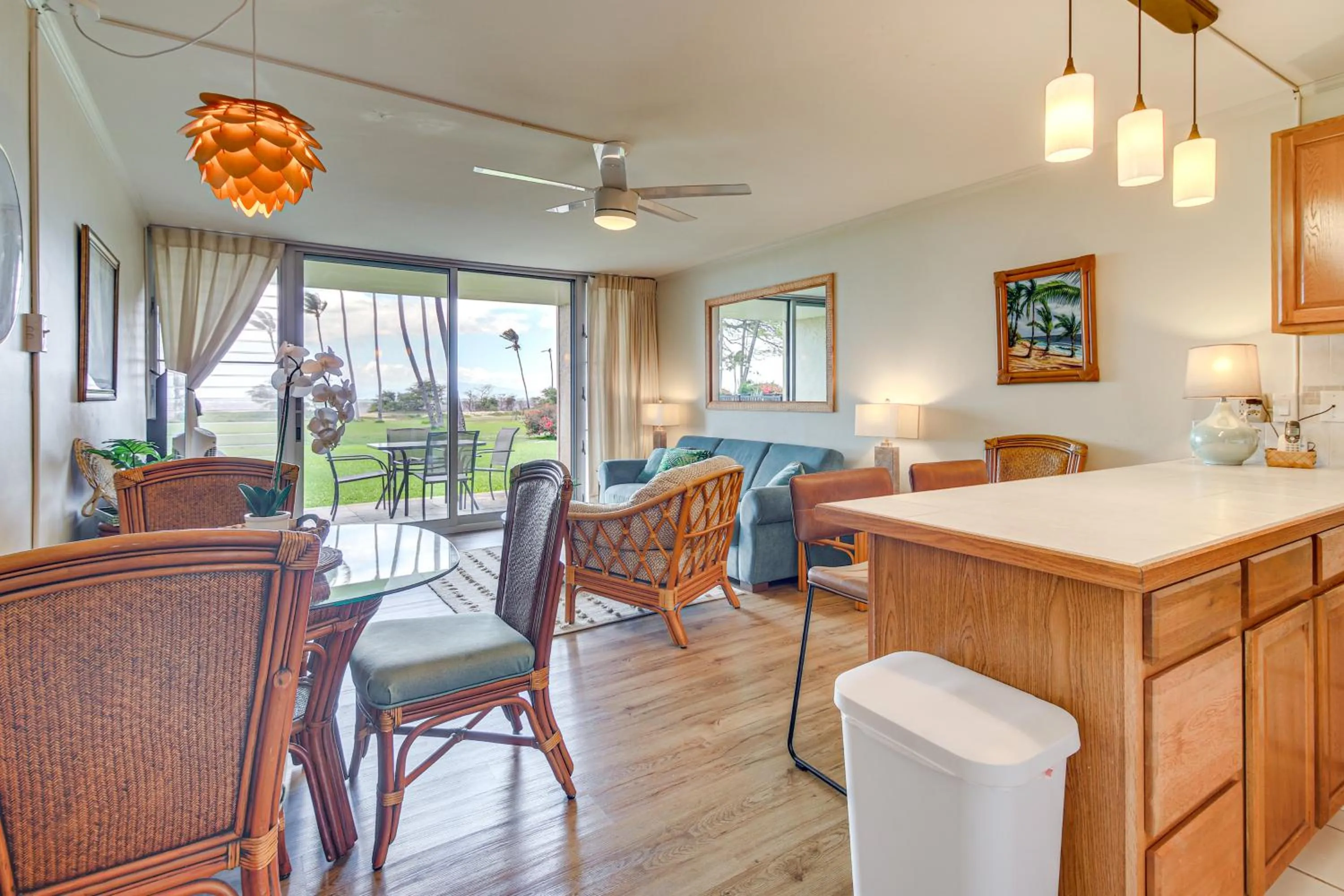 Gorgeous Oceanfront Condo with Spectacular Views!