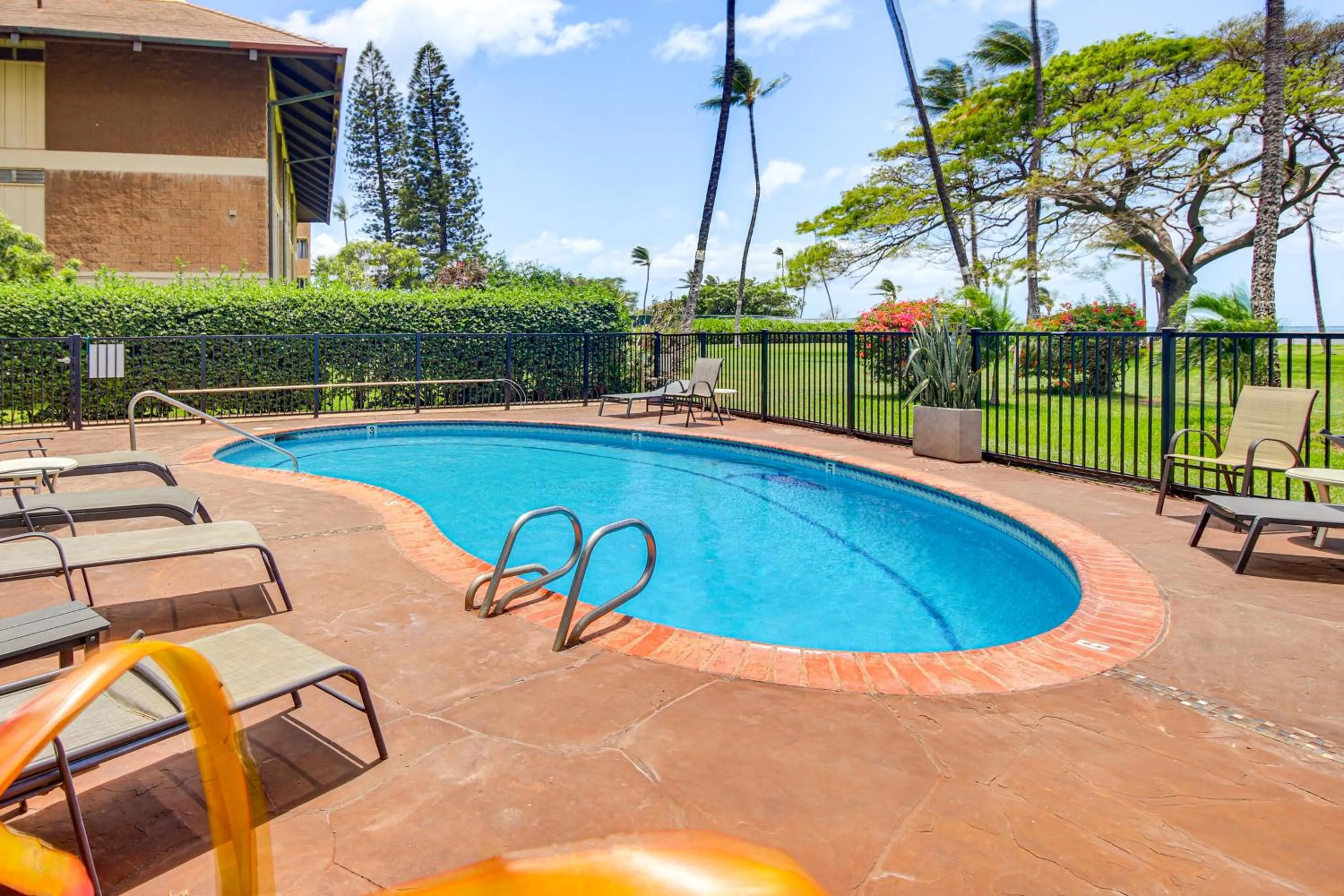 Gorgeous Oceanfront Condo with Spectacular Views!