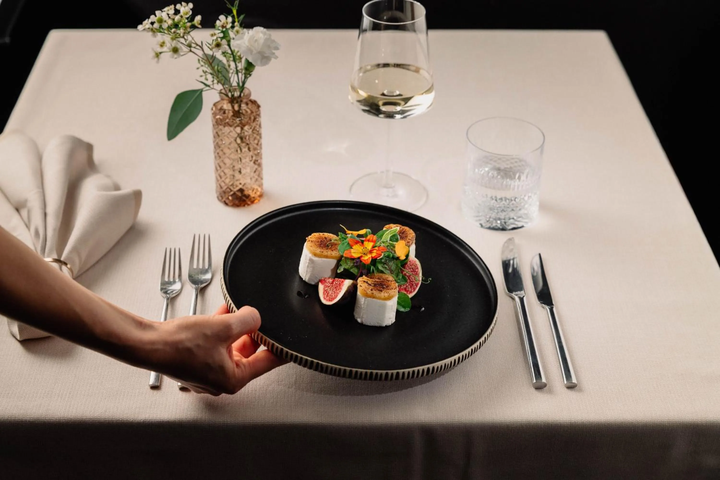 Restaurant/places to eat in MONDI Hotel Tscherms