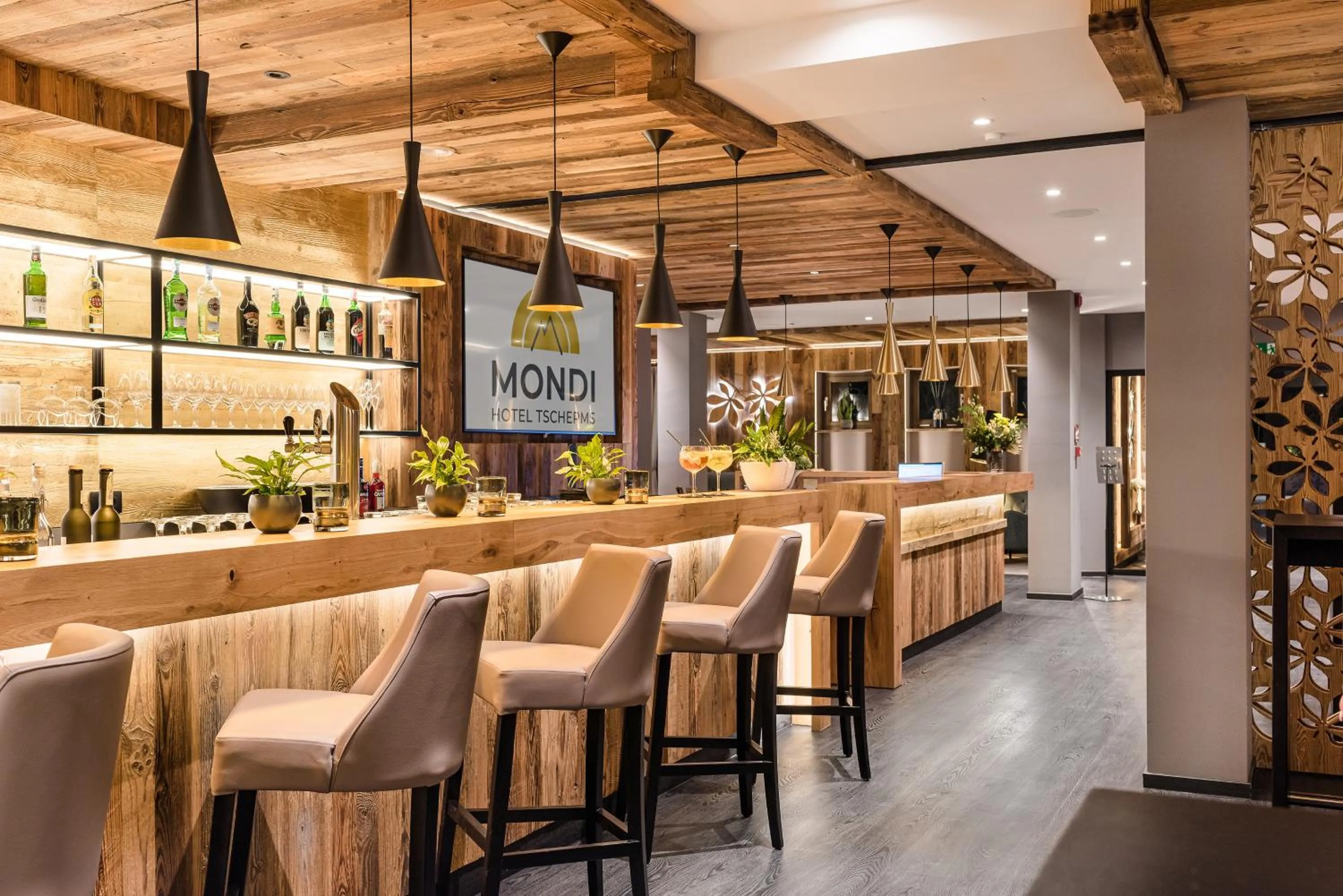 Lounge or bar in MONDI Hotel Tscherms