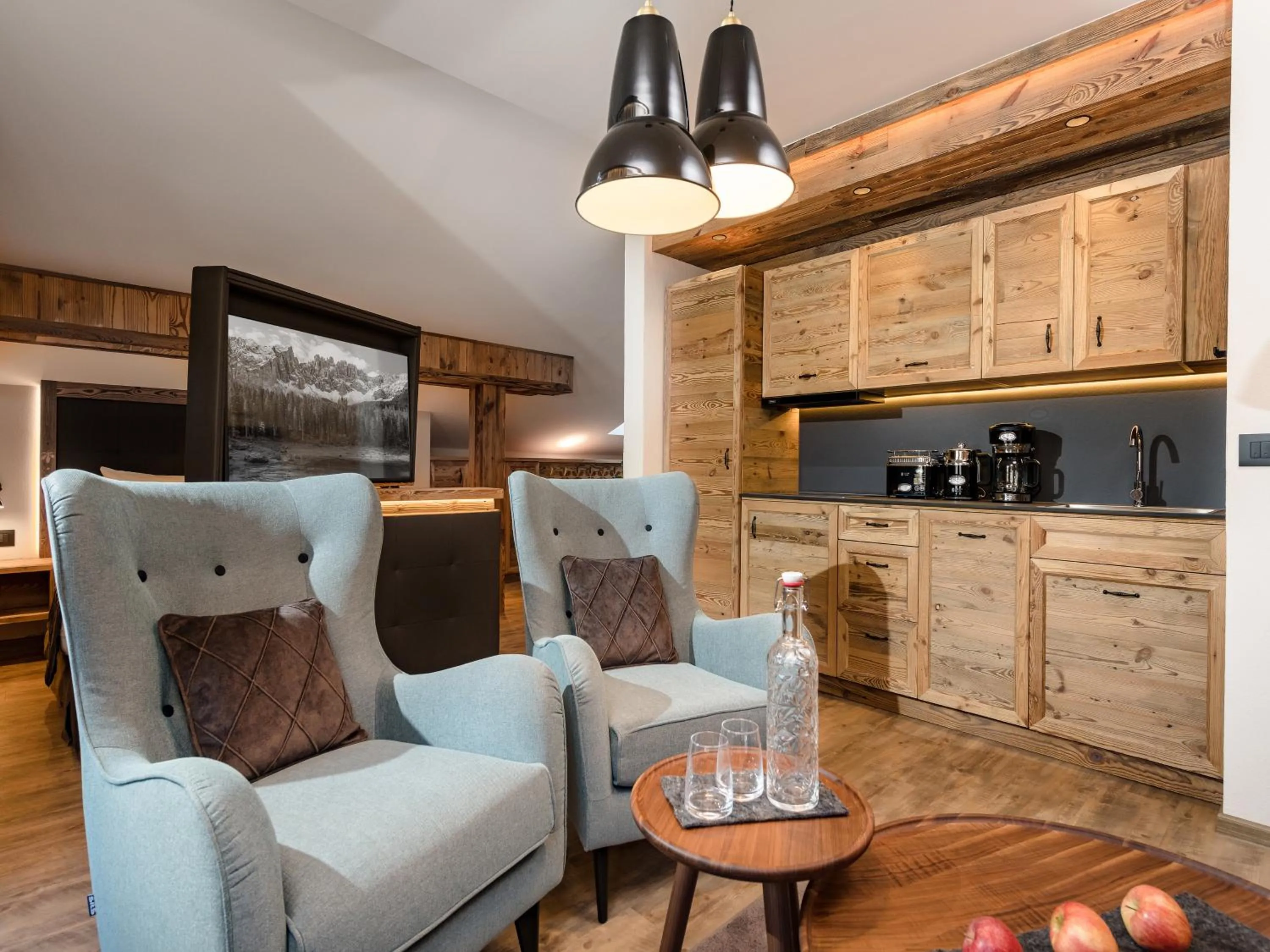 Seating area in MONDI Hotel Tscherms