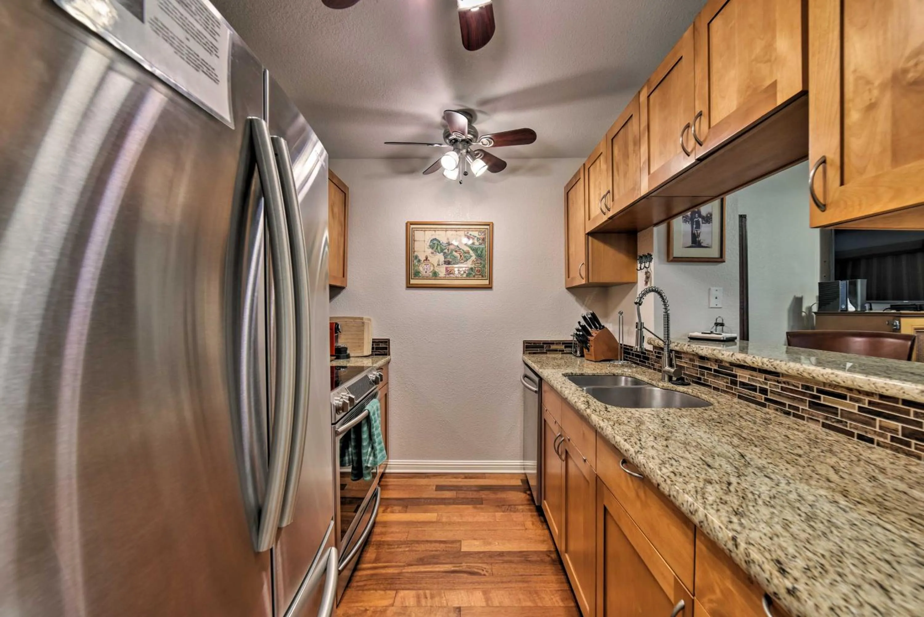 Garden View Condo with Pool - 400 Feet to Beach!