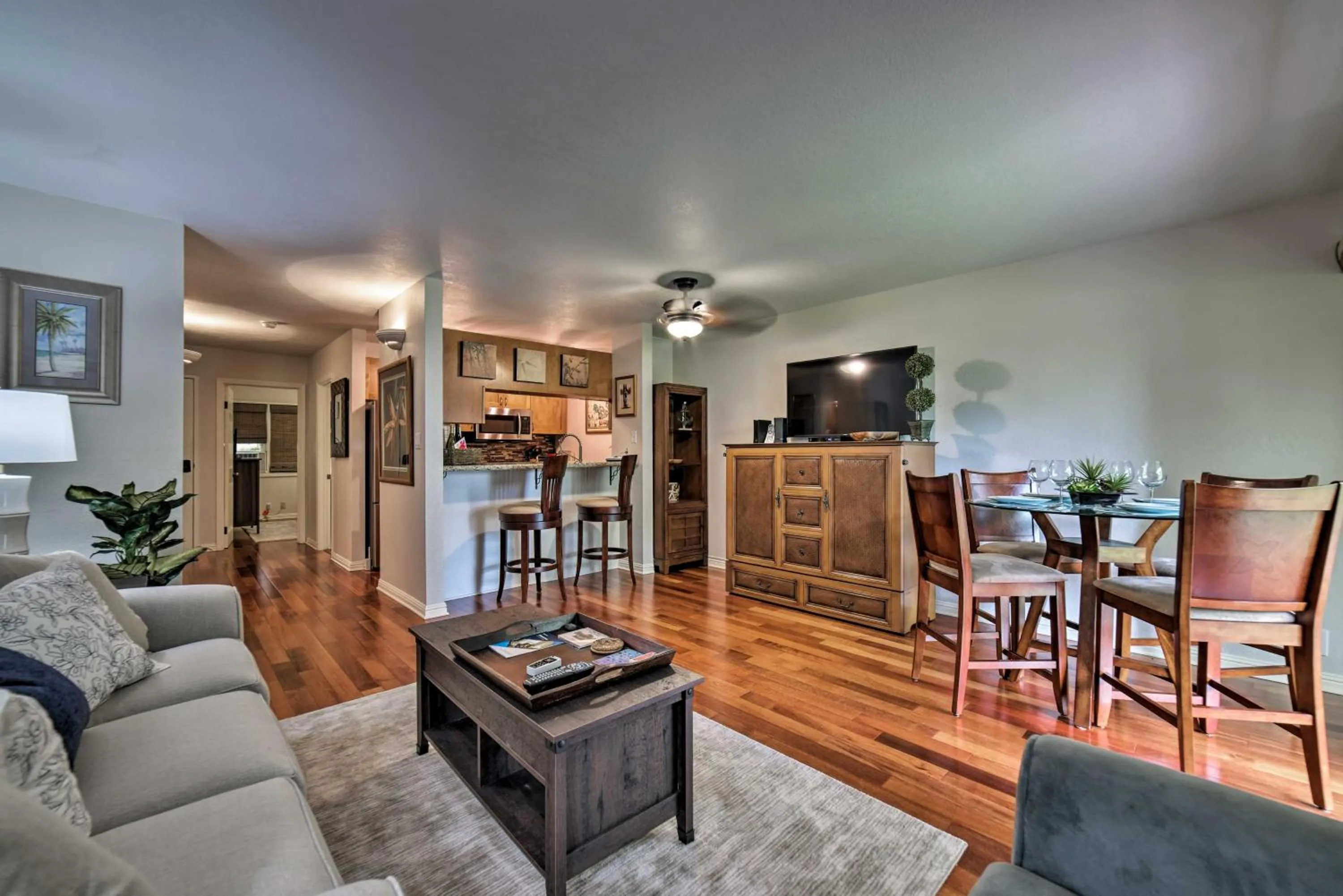 Garden View Condo with Pool - 400 Feet to Beach!