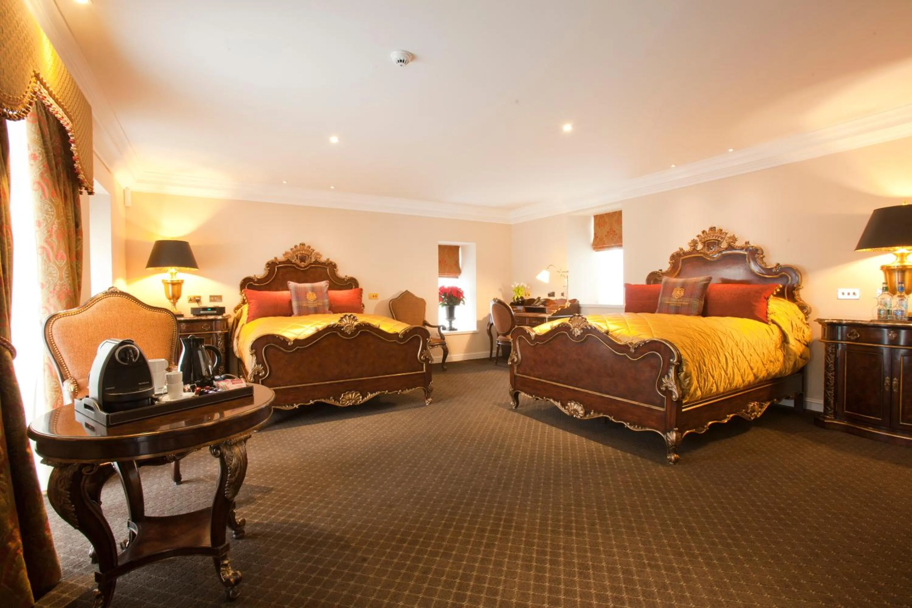 Photo of the whole room, Bed in Trump MacLeod House & Lodge, Scotland