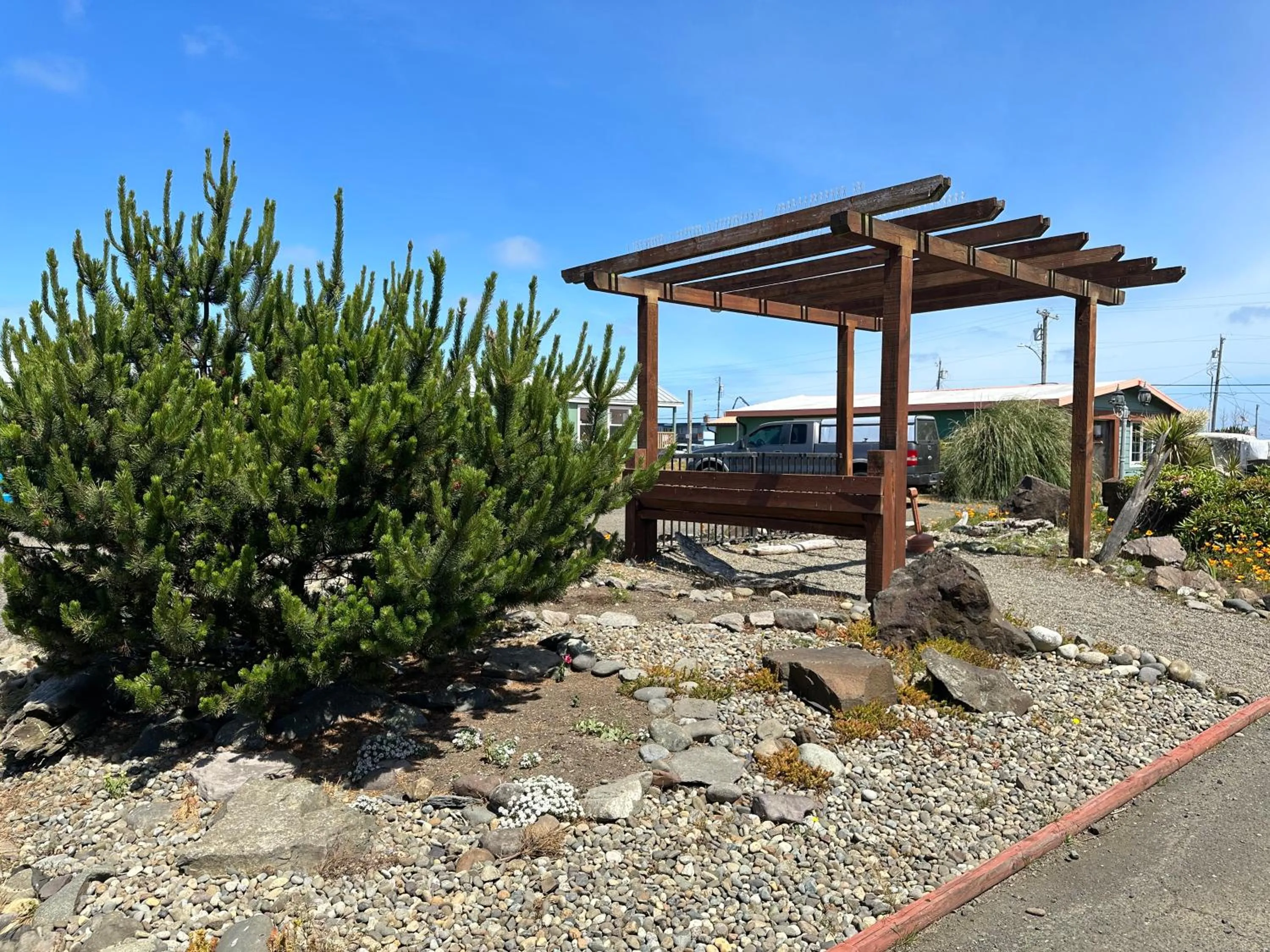 Patio in Westport Inn Cabins