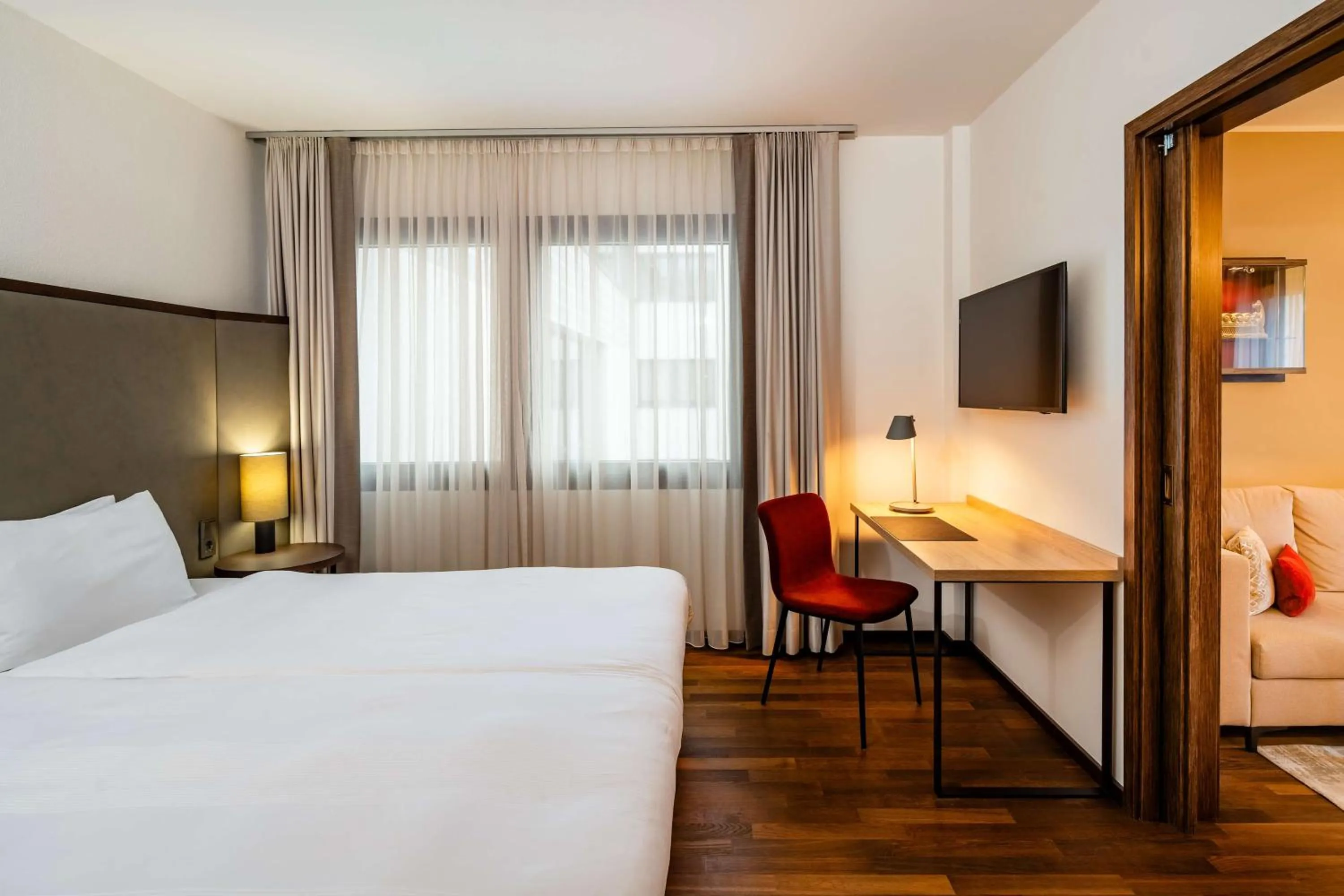 Photo of the whole room, Bed in Park Plaza Trier