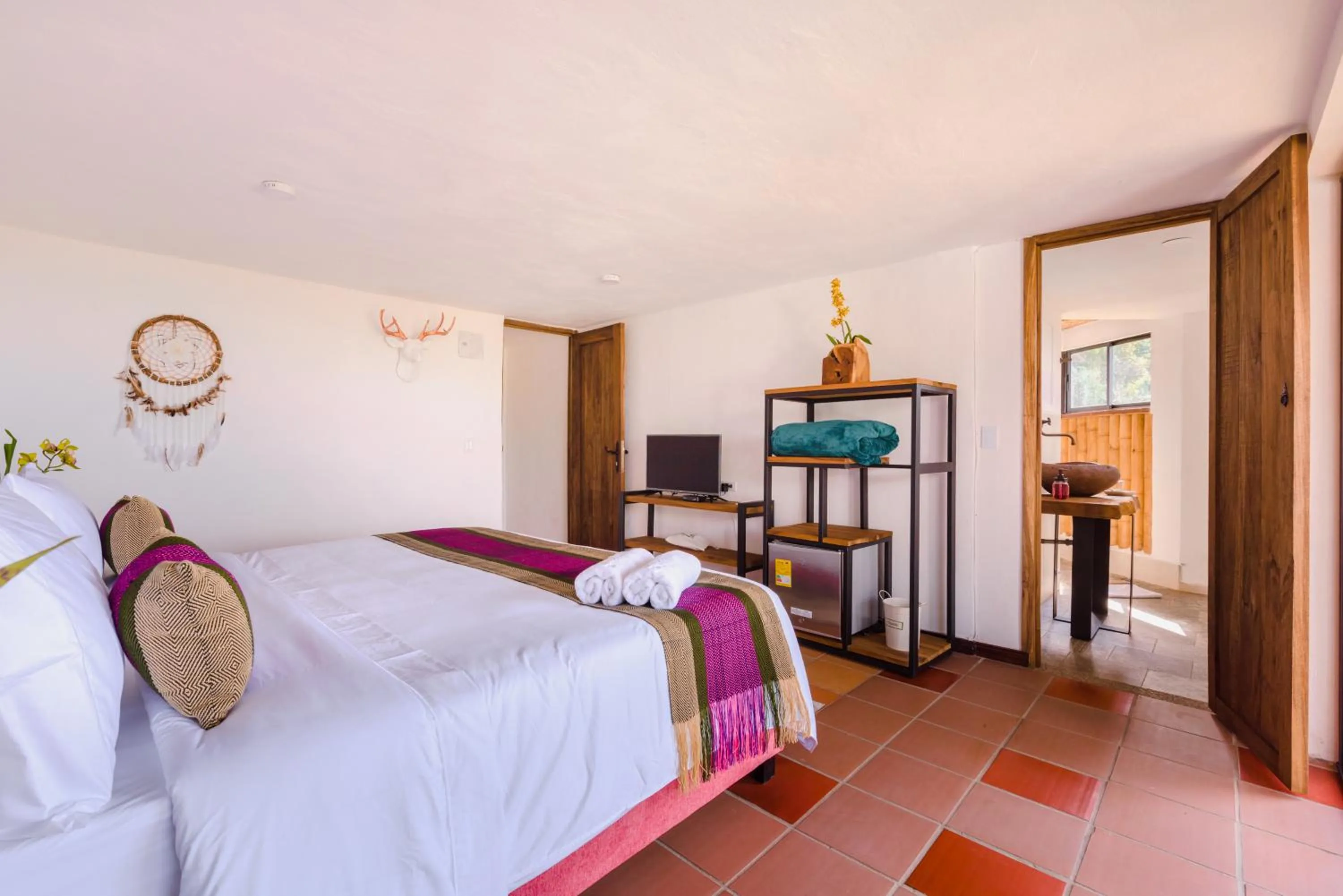 Bed in Hotel Kawa Mountain Retreat