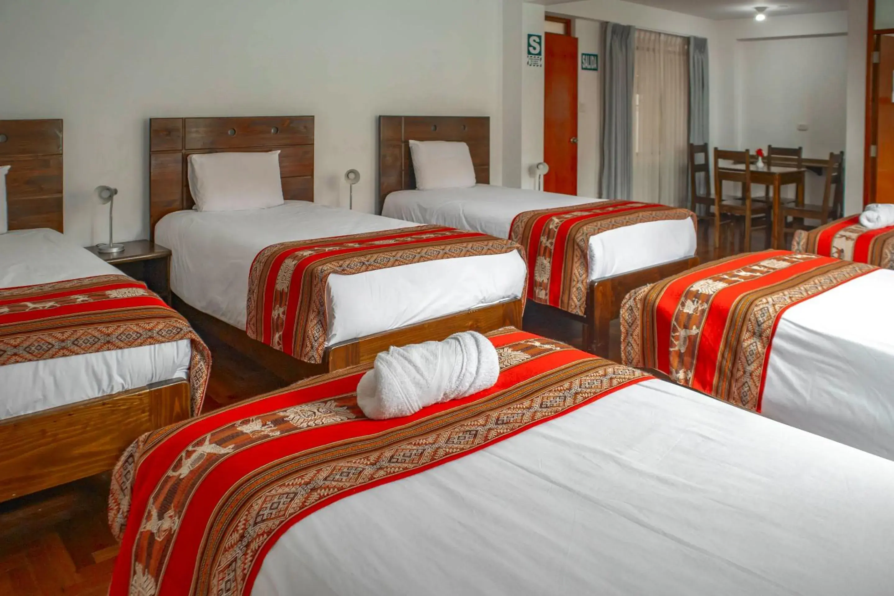 Bed in 6-Bed Female Dormitory Room in Hotel Del Prado Hometown Bed in 6-Bed Female Dormitory Room in Hotel Del Prado Hometown