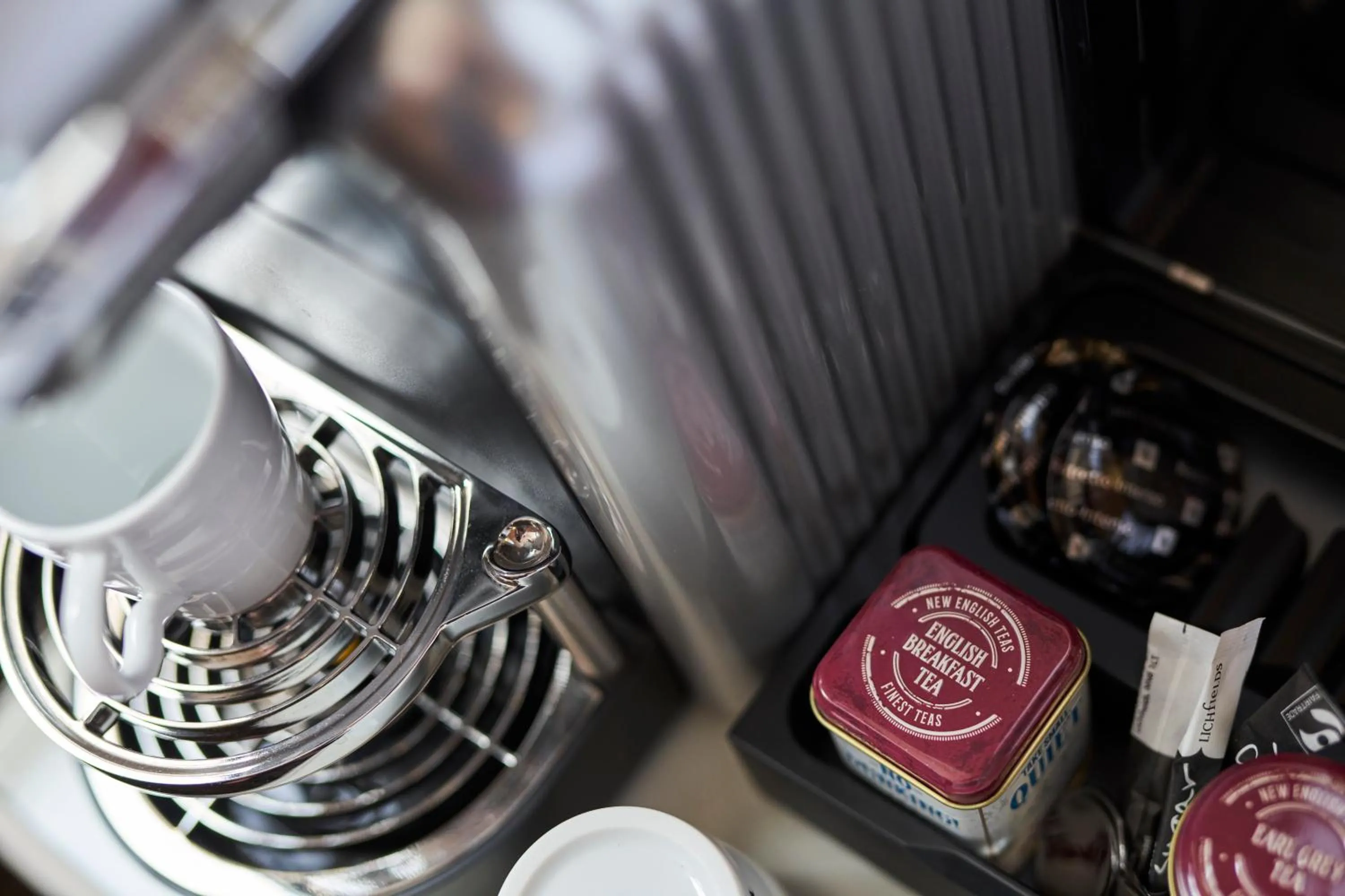 Coffee/tea facilities in Quilt and Croissants Guest House