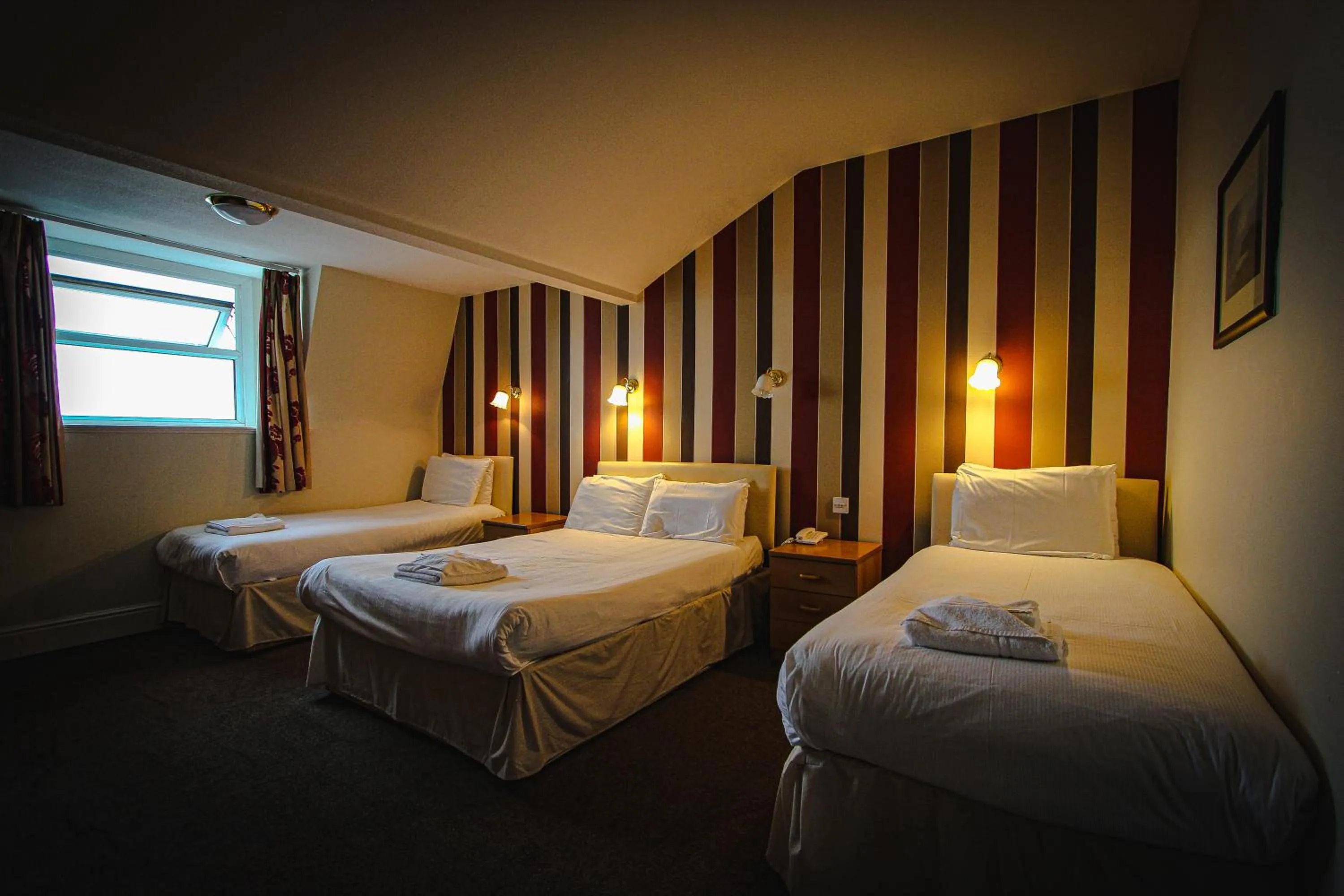 Bed in Chatsworth House Hotel