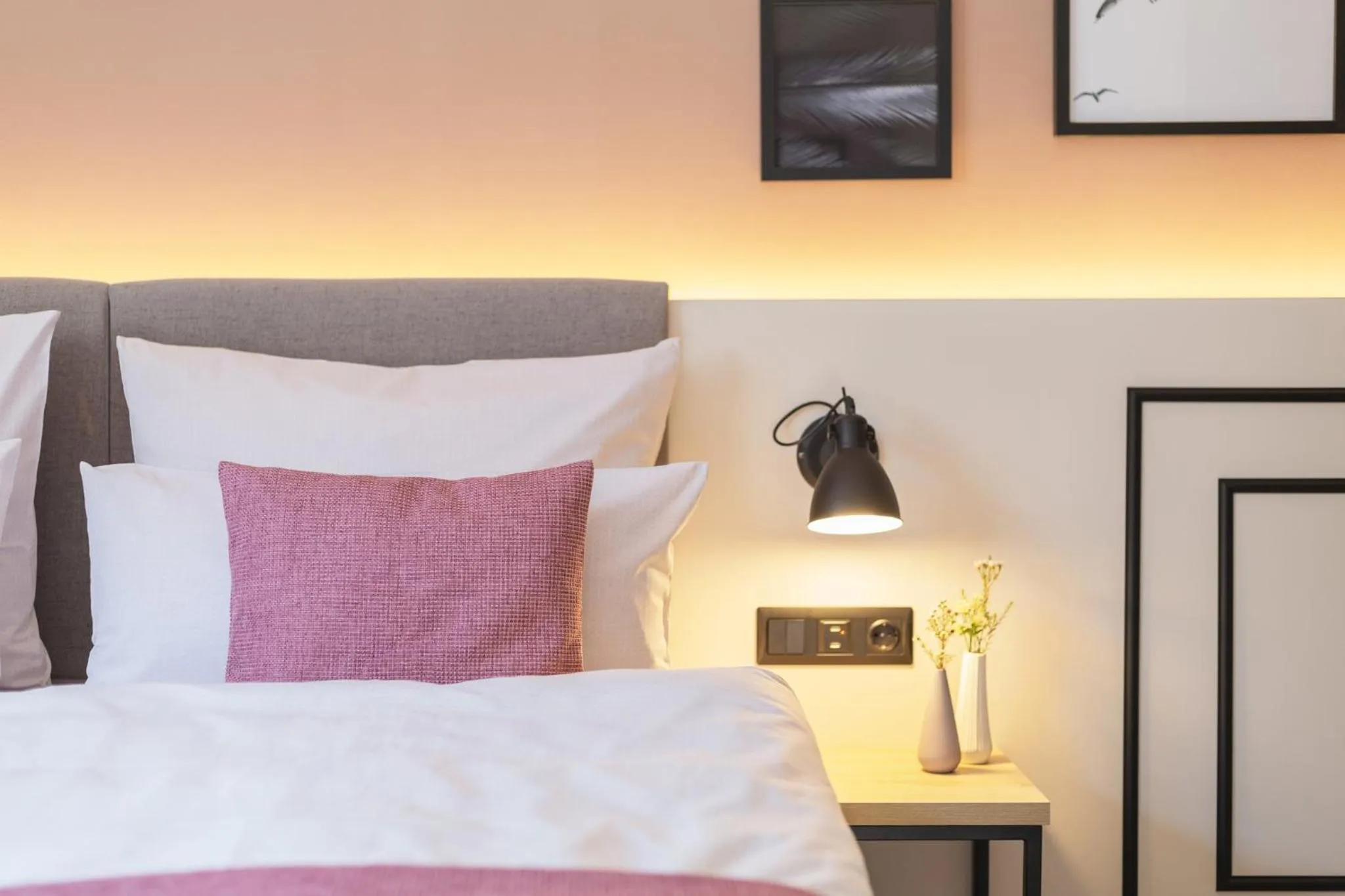 Photo of the whole room, Bed in Garner Hotel Berlin - Ku'Damm by IHG