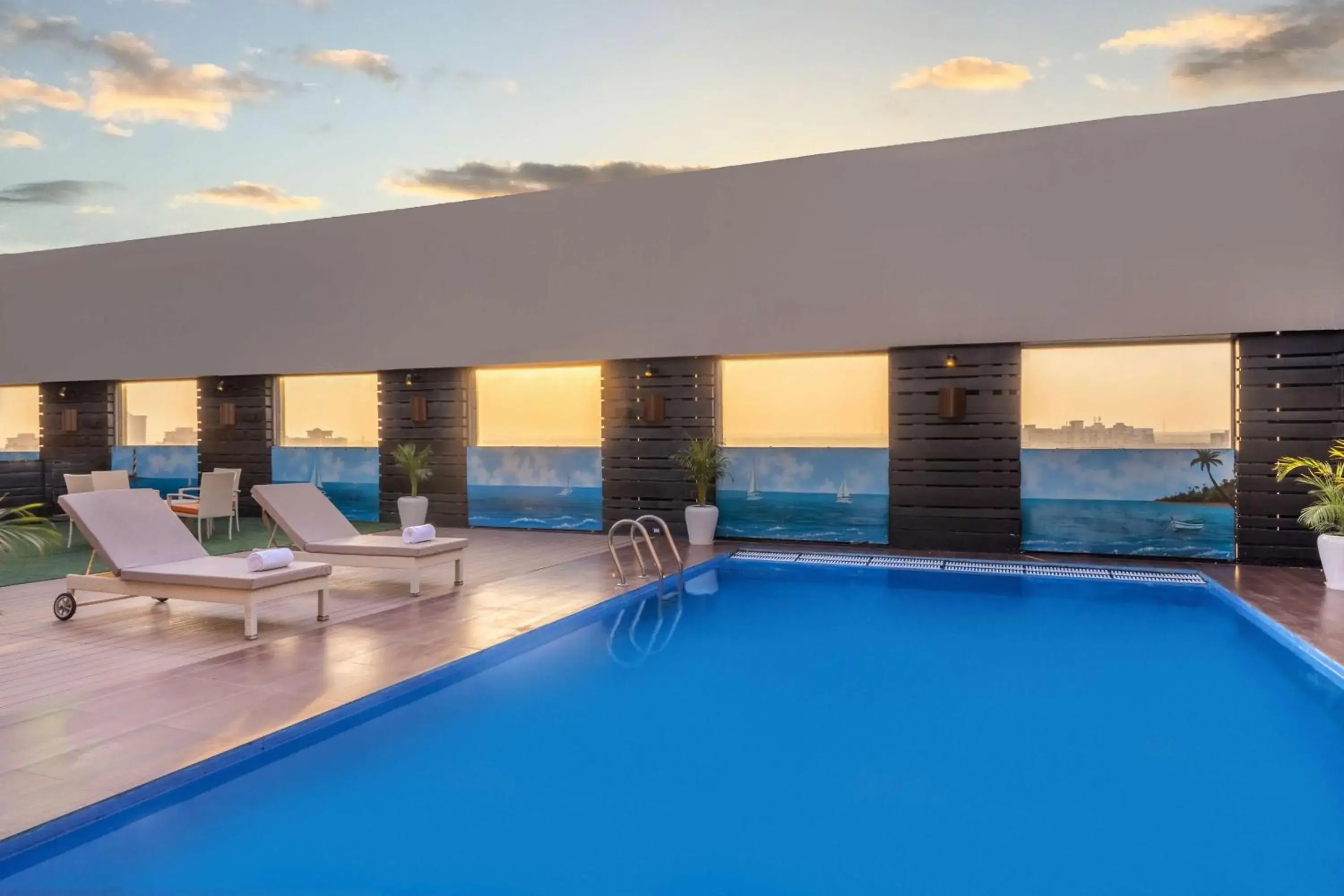 Pool view in Park Plaza Faridabad Pool view in Park Plaza Faridabad