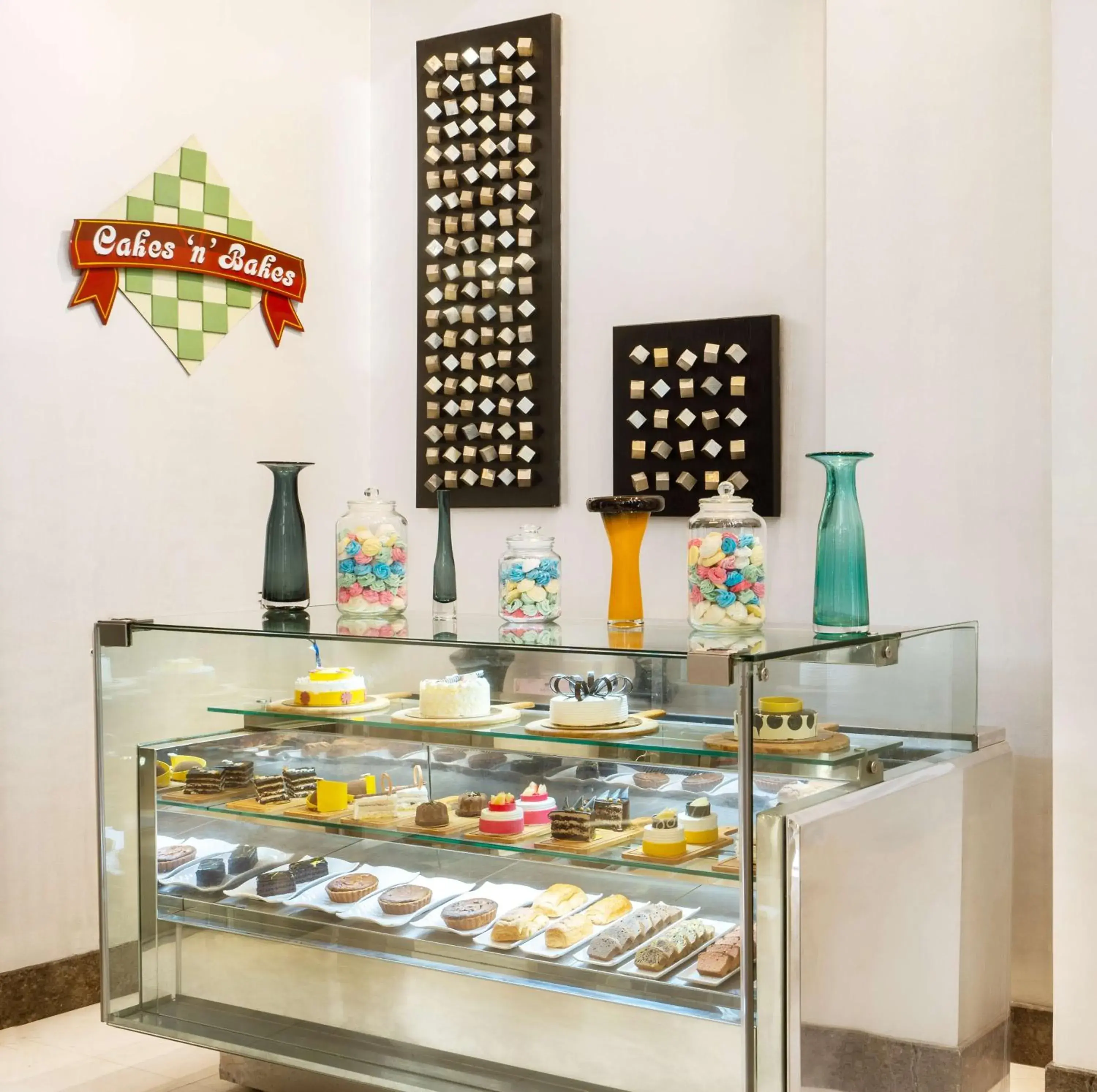 Restaurant/places to eat in Park Plaza Faridabad Restaurant/places to eat in Park Plaza Faridabad