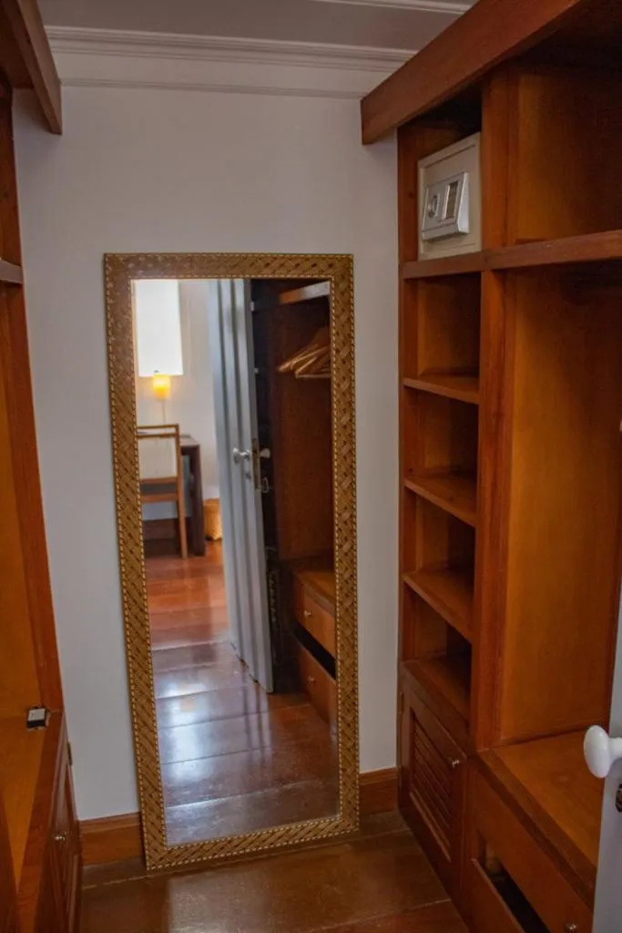 wardrobe in Casa Simone Pousada