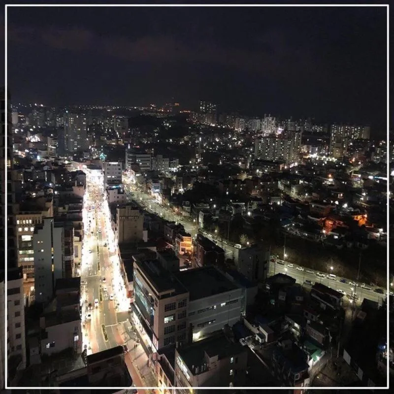 Night in SunriseHotel JuniorSuite room11F Ocean view, Netflix O