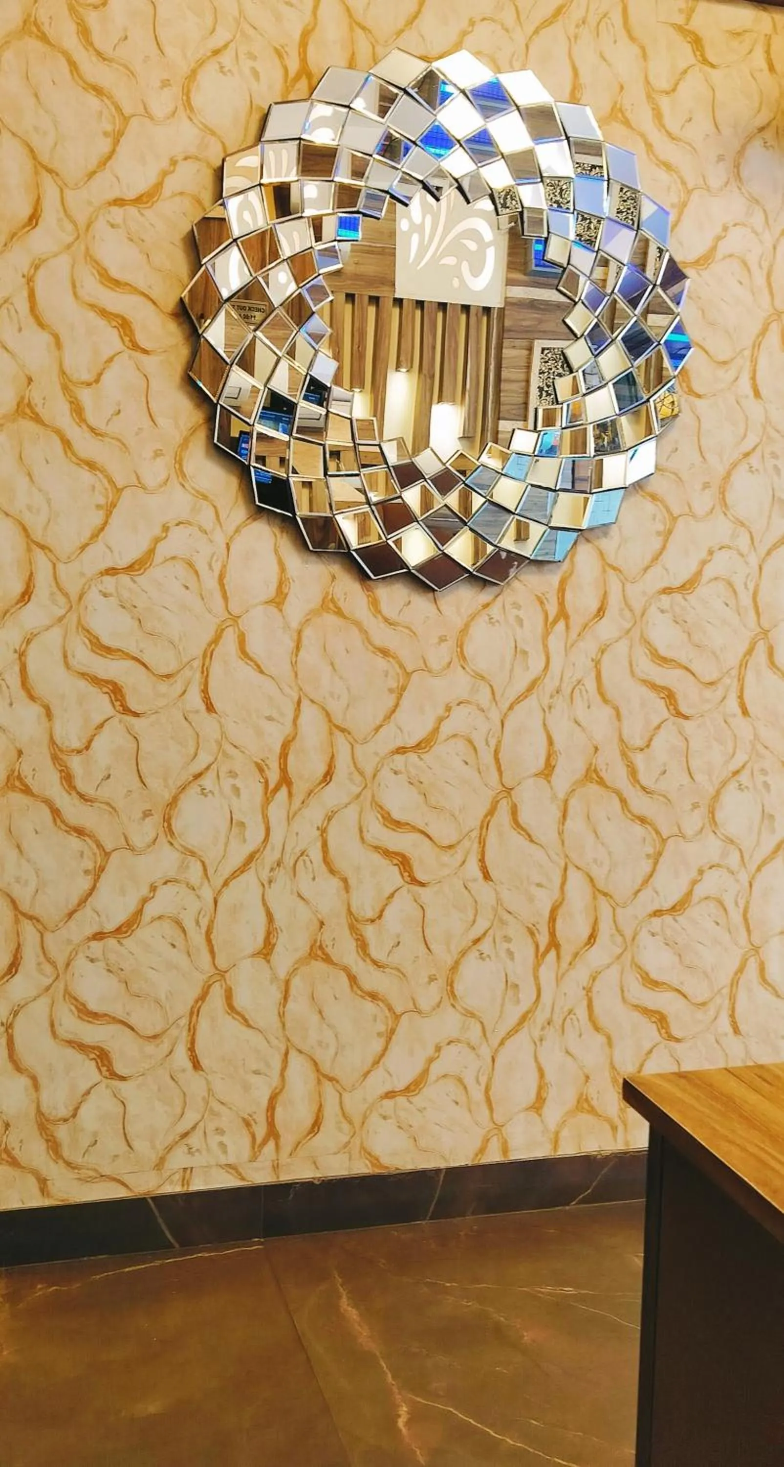 Decorative detail in Hotel Heaven View - 50m From Golden Temple