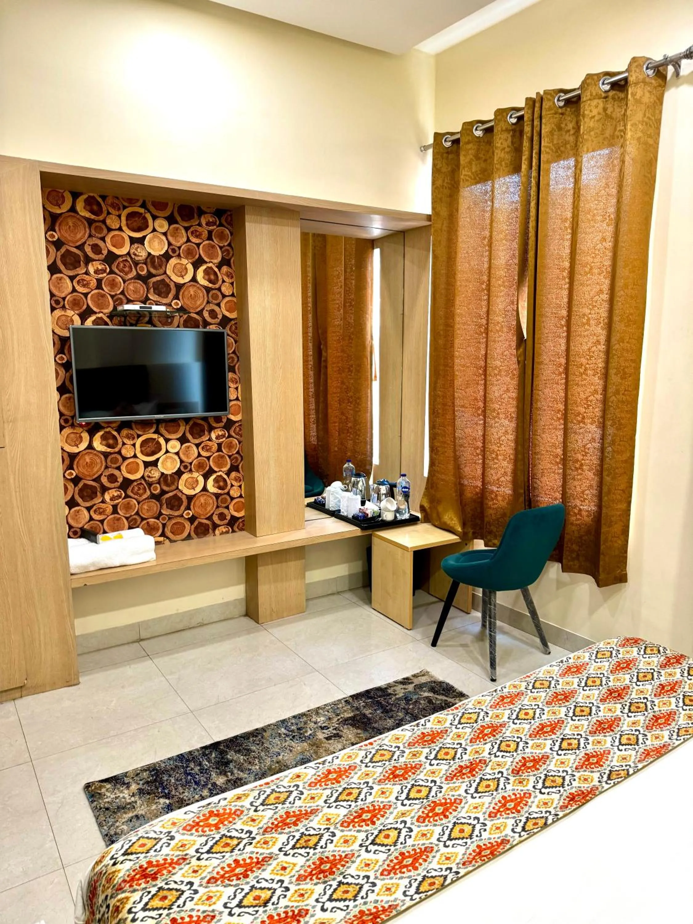 Seating area in Hotel Heaven View - 50m From Golden Temple