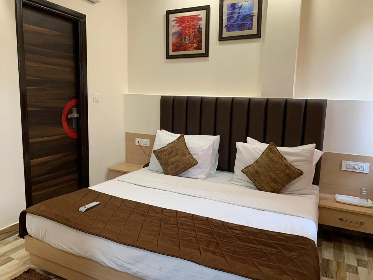 Bed in Hotel Heaven View - 50m From Golden Temple