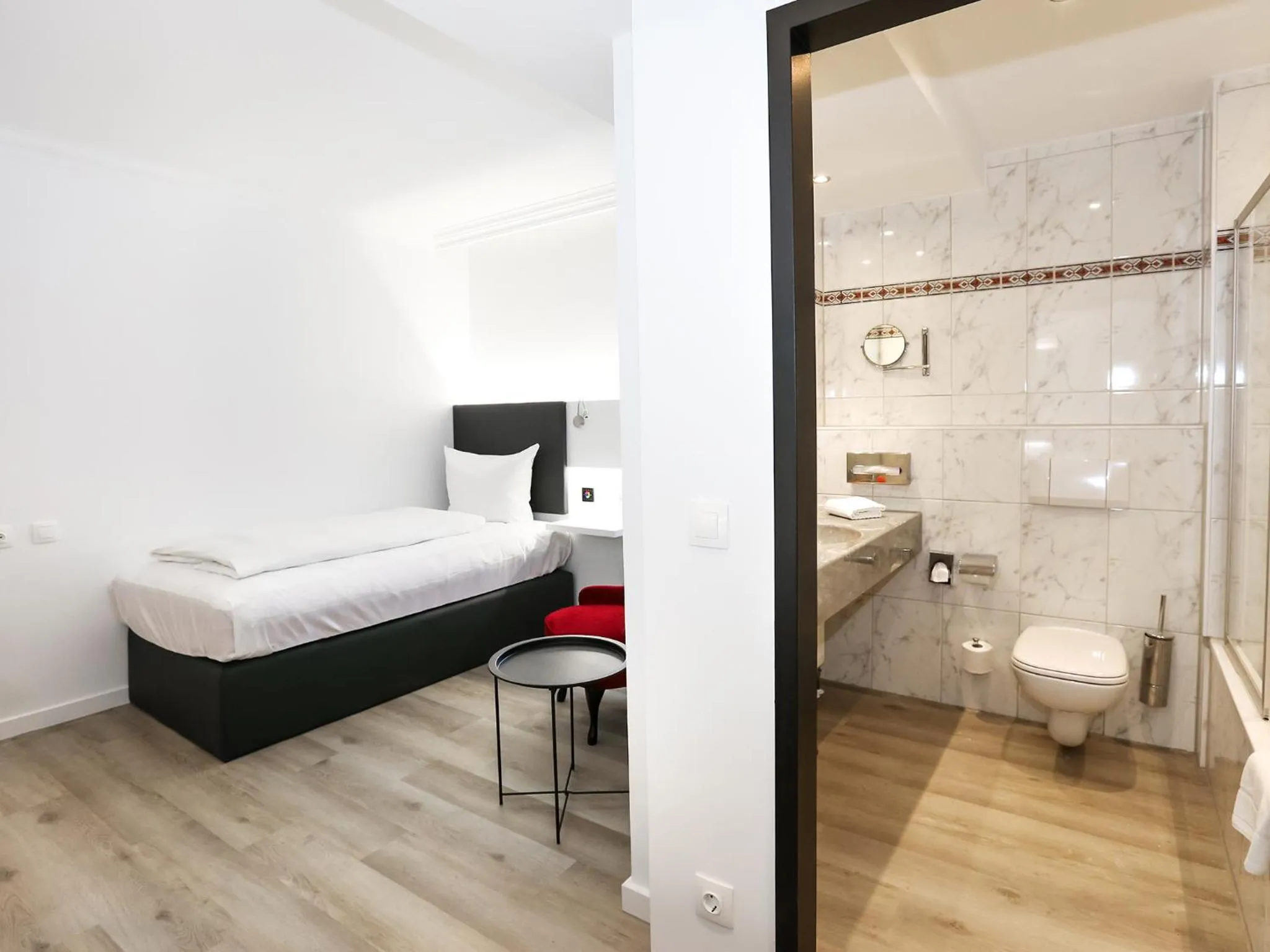 Photo of the whole room, Bed in DORMERO Hotel Meerbusch