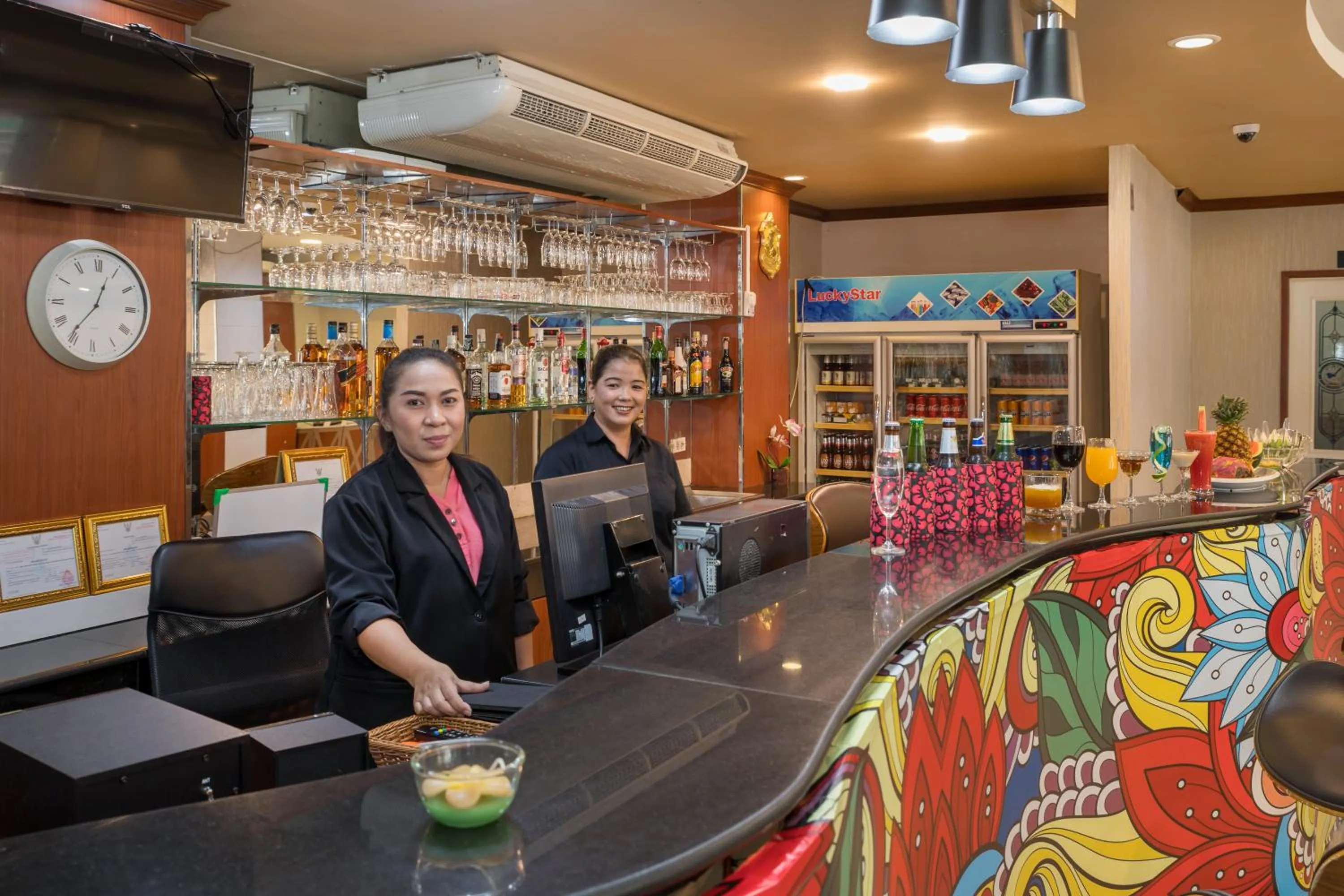 REGENTA CENTRAL RESIDENCY