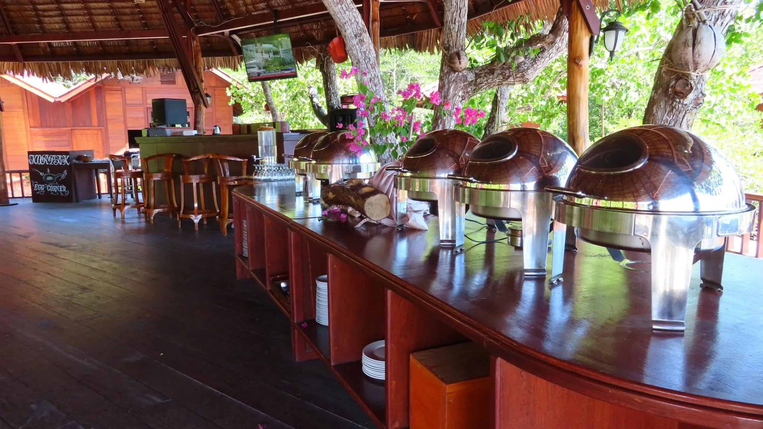 Restaurant/places to eat in Korpak Villa & Resort Raja Ampat