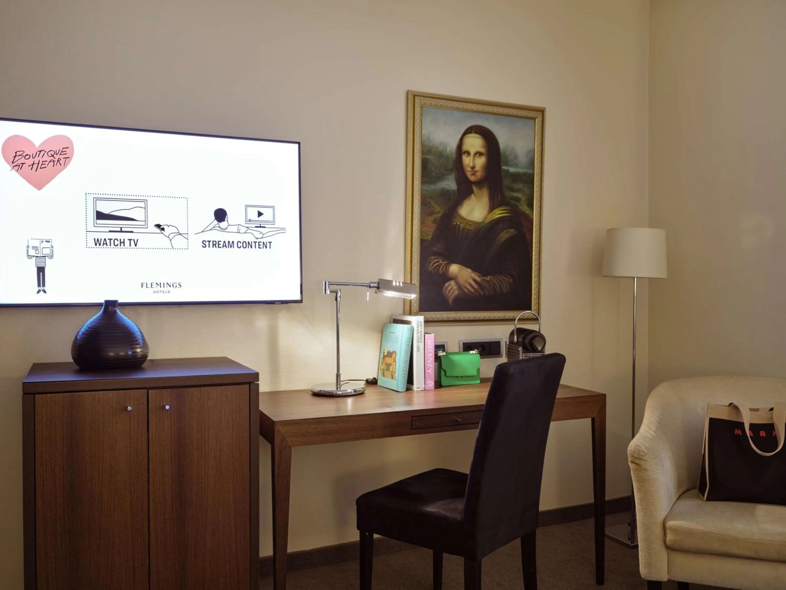 Bedroom in Metropolitan Hotel by Flemings