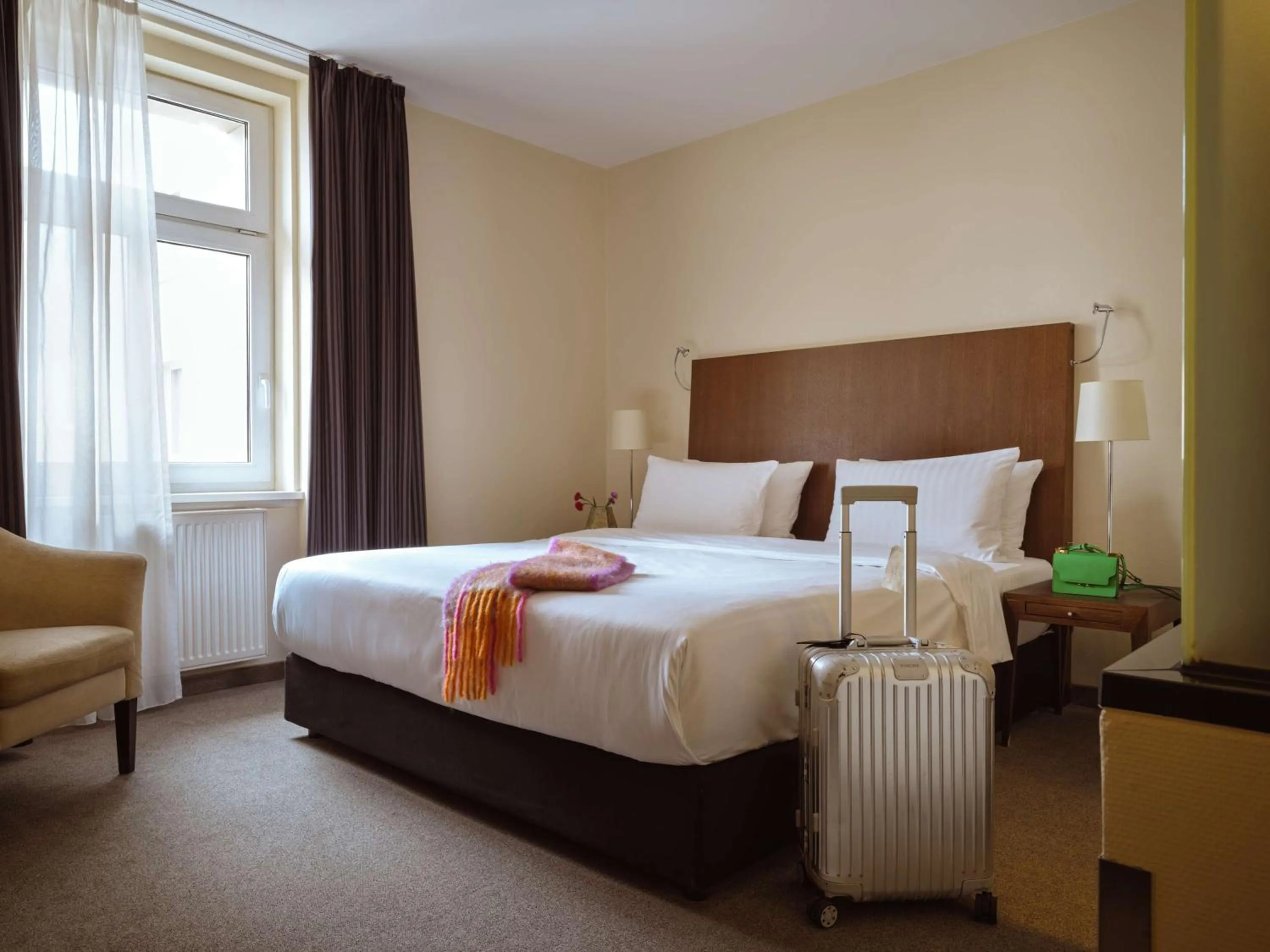 Bedroom, Bed in Metropolitan Hotel by Flemings