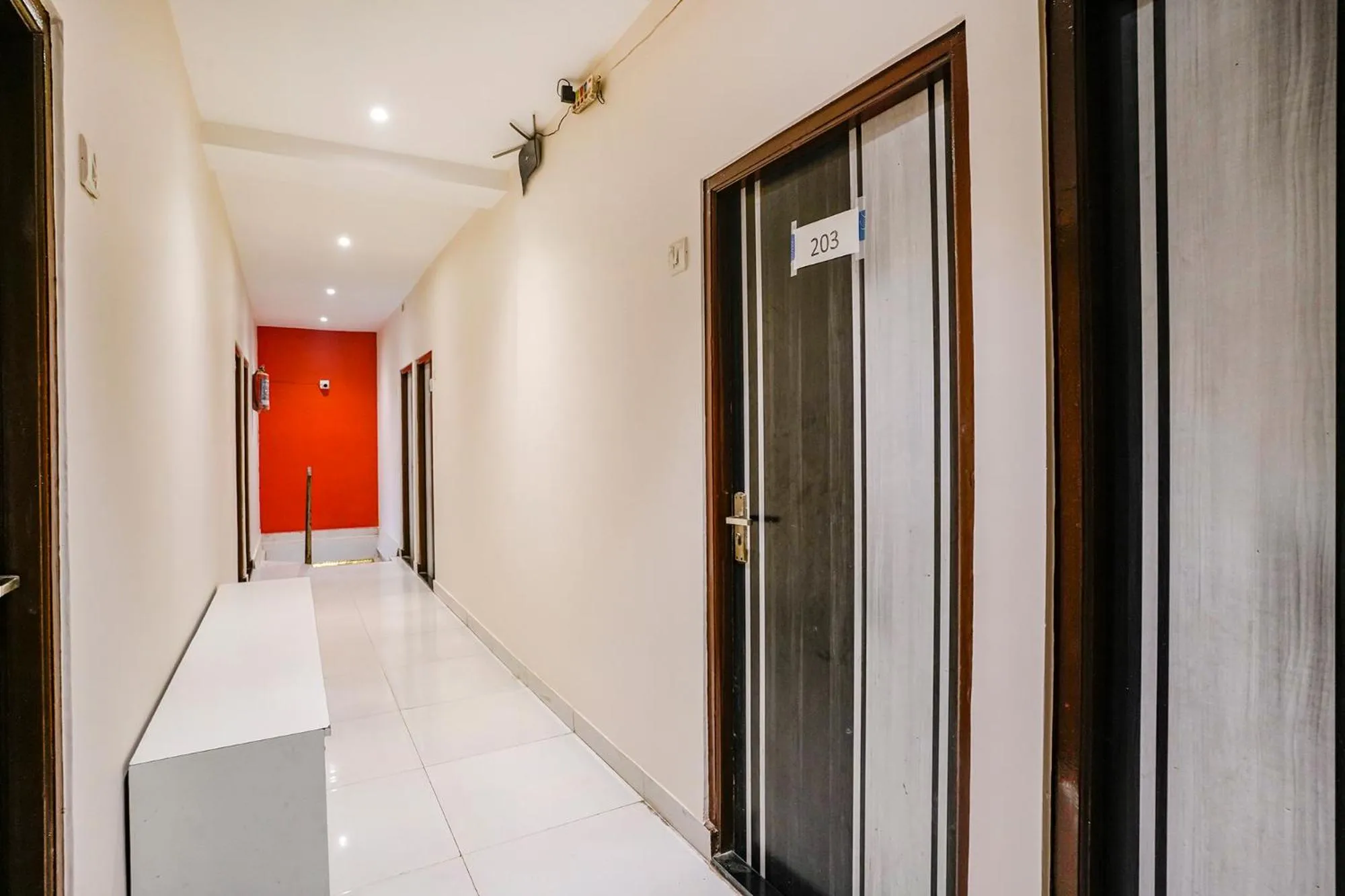 Lobby or reception in FabHotel The United - Nr Mumbai International Airport