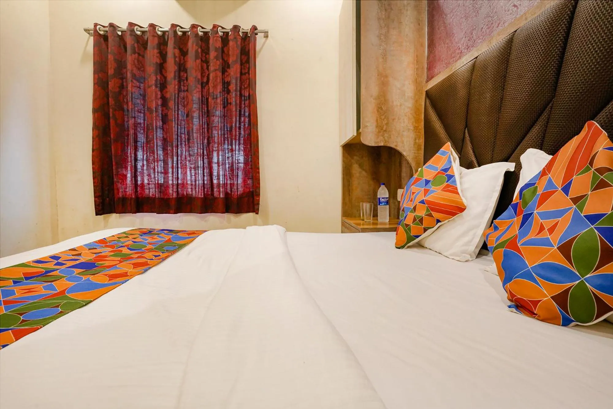 Bed in FabHotel The United - Nr Mumbai International Airport