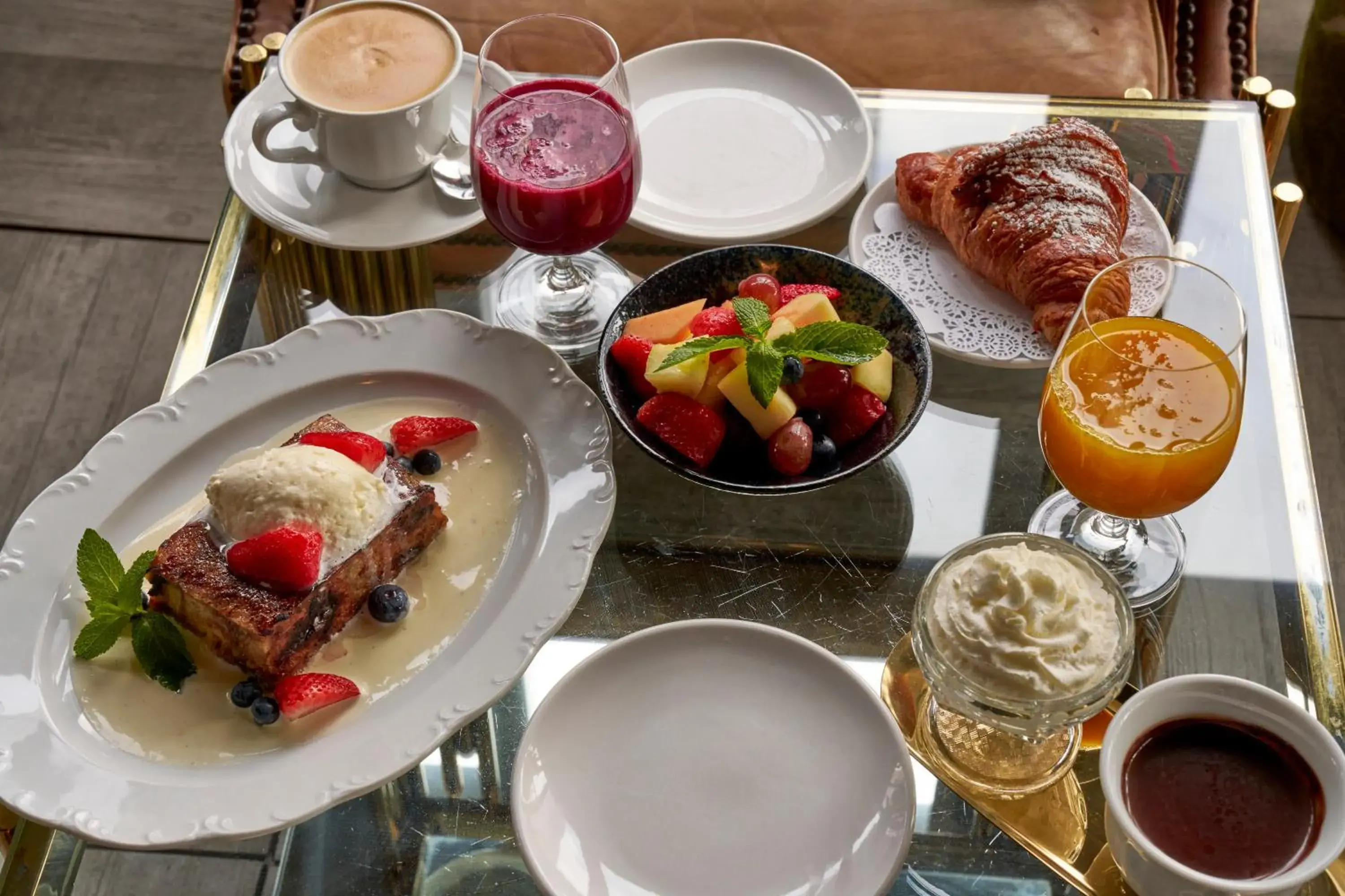 Restaurant/places to eat in Le Meridien New York, Central Park Restaurant/places to eat in Le Meridien New York, Central Park