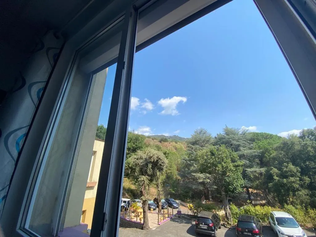 Mountain view in Domaine des Anges