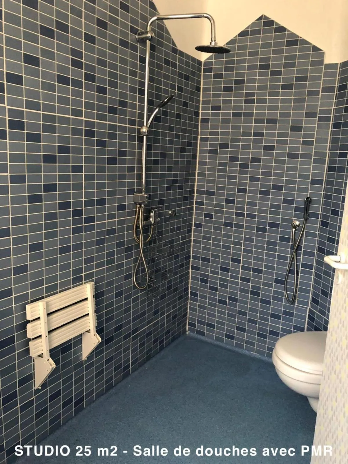 Shower in Domaine des Anges