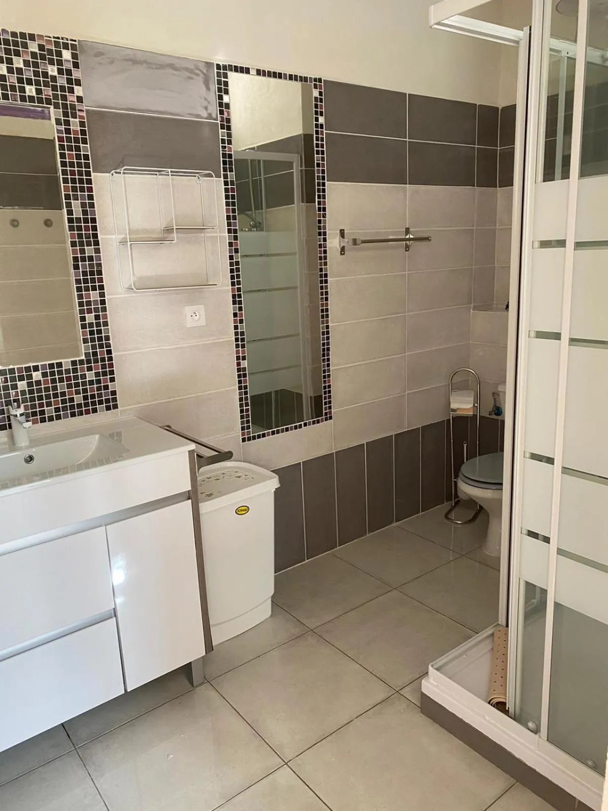 Shower in Domaine des Anges