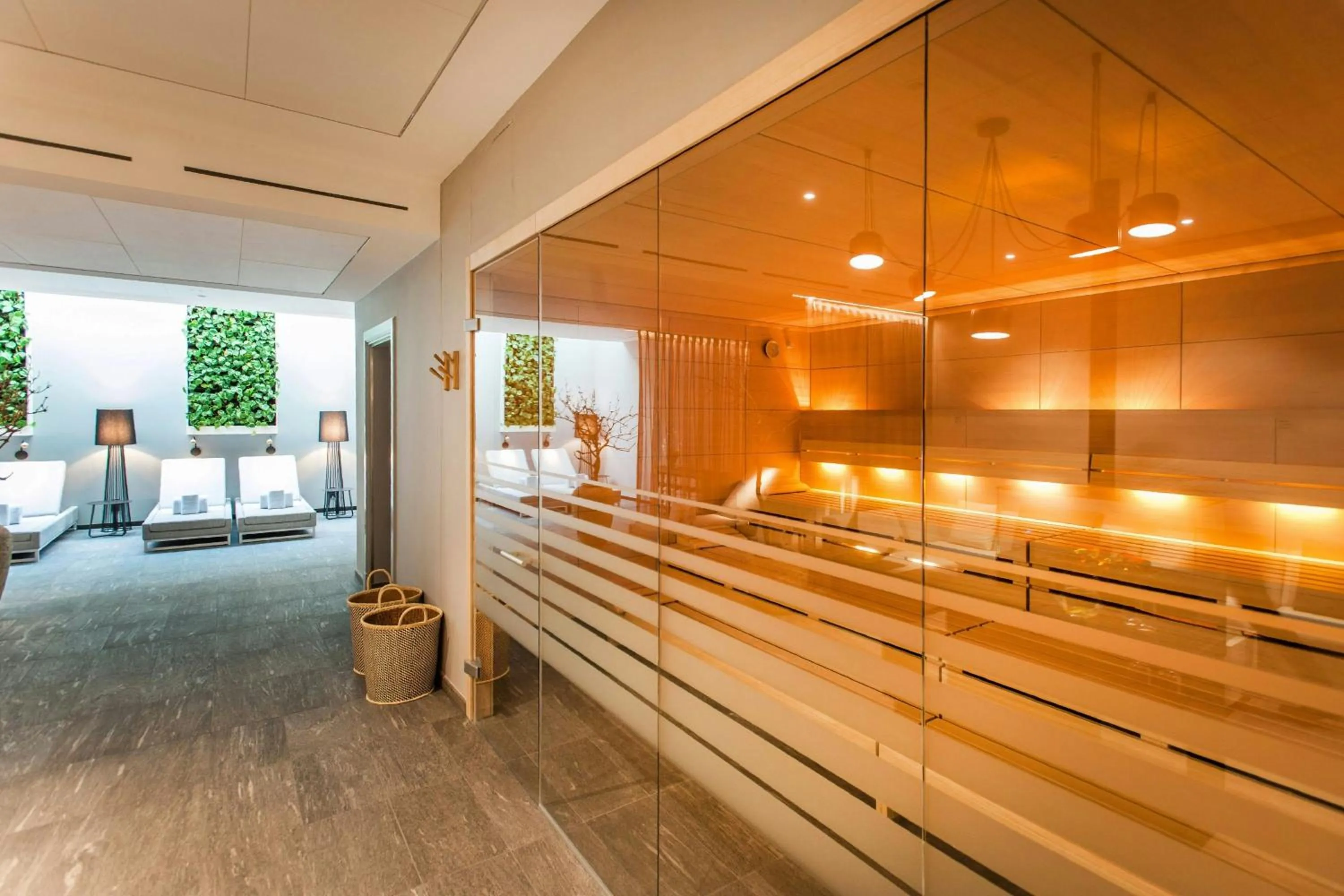 Spa and wellness centre/facilities, Bed in Louis C Jacob, Hamburg, Autograph Collection