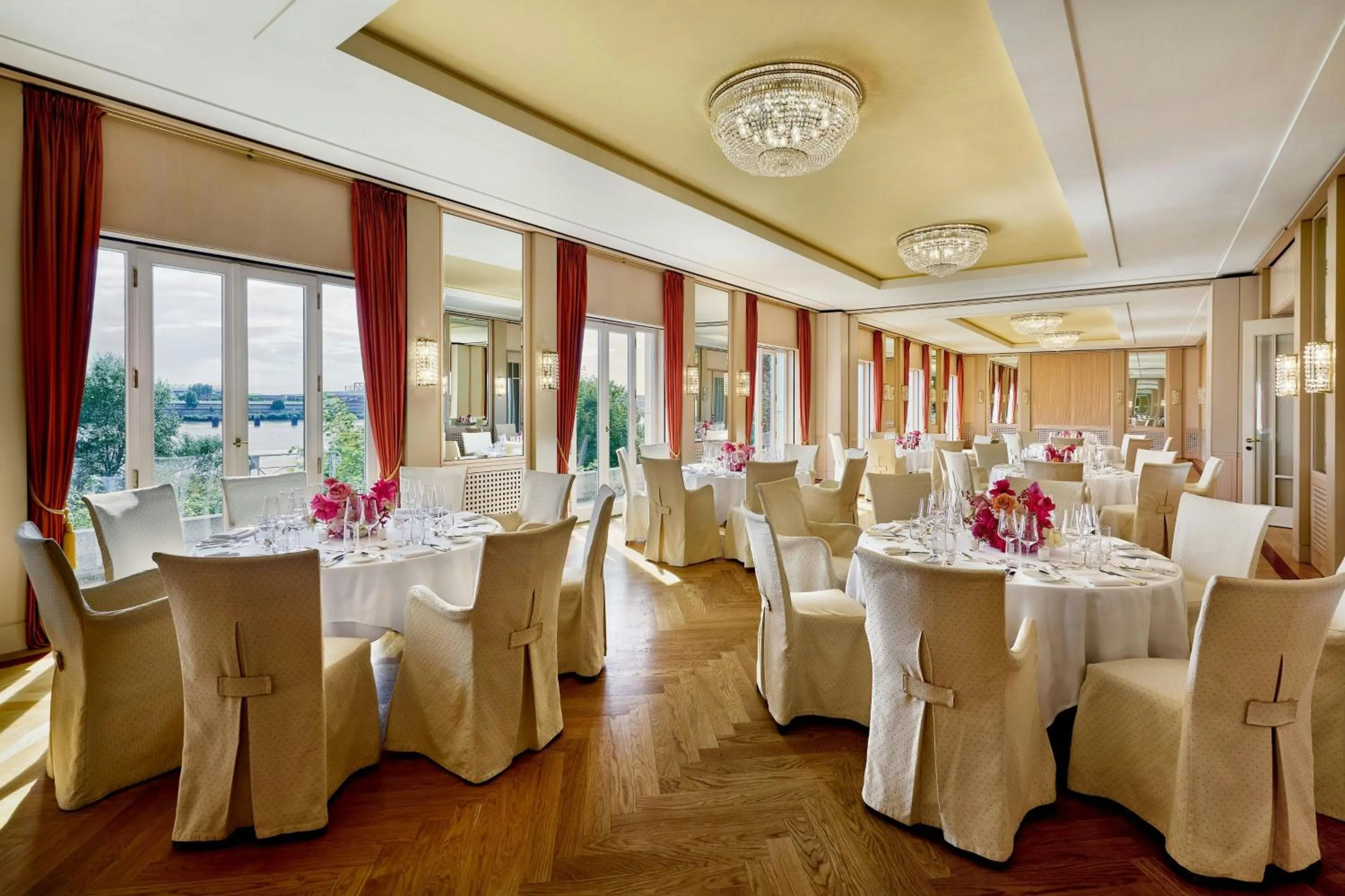 Meeting/conference room in Louis C Jacob, Hamburg, Autograph Collection