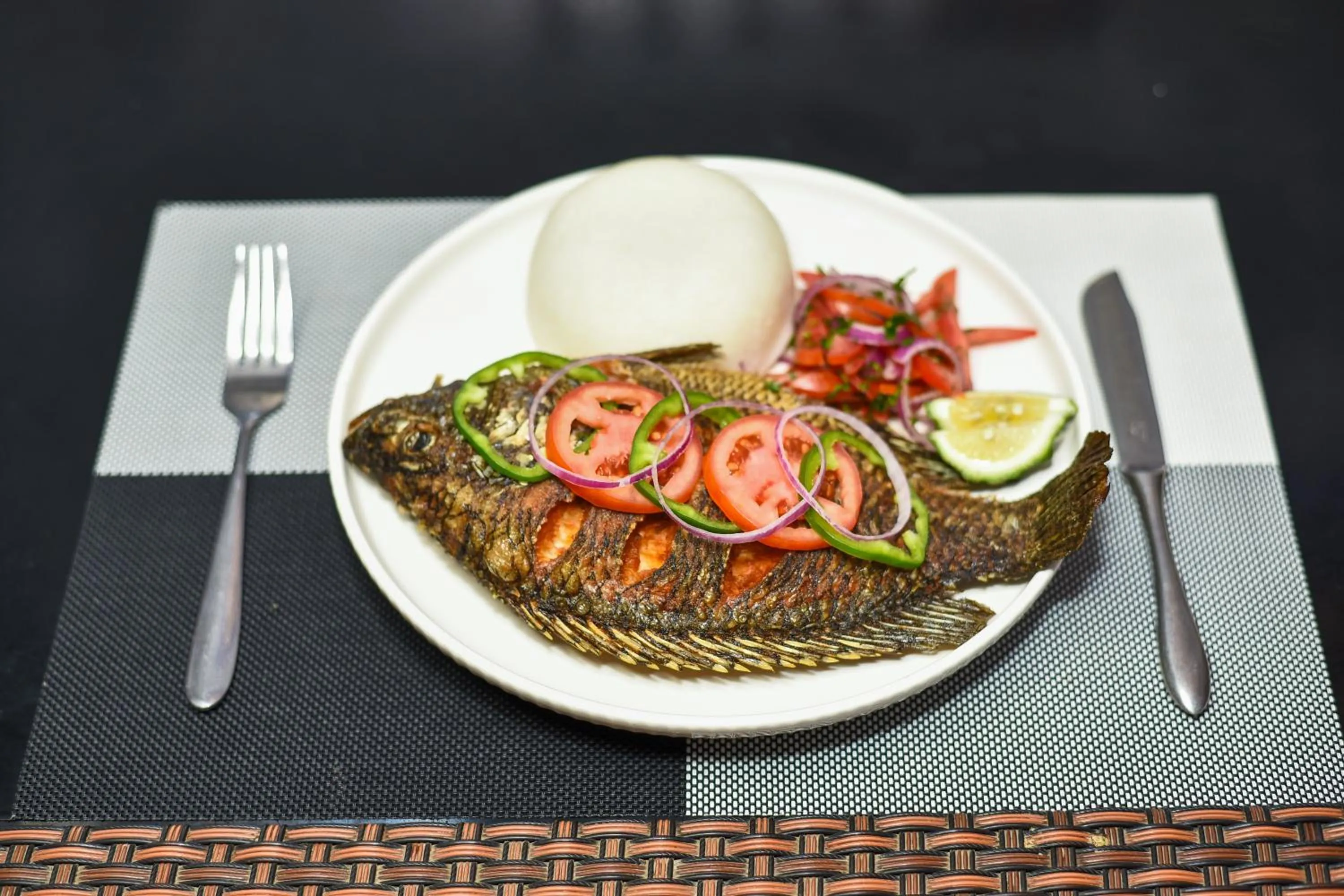 Restaurant/places to eat in Kings Premier Inn