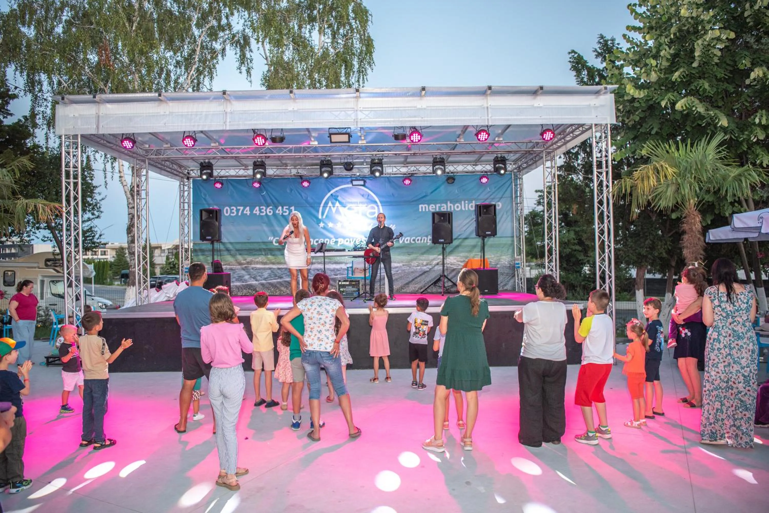 Entertainment in Mera Holiday Resort