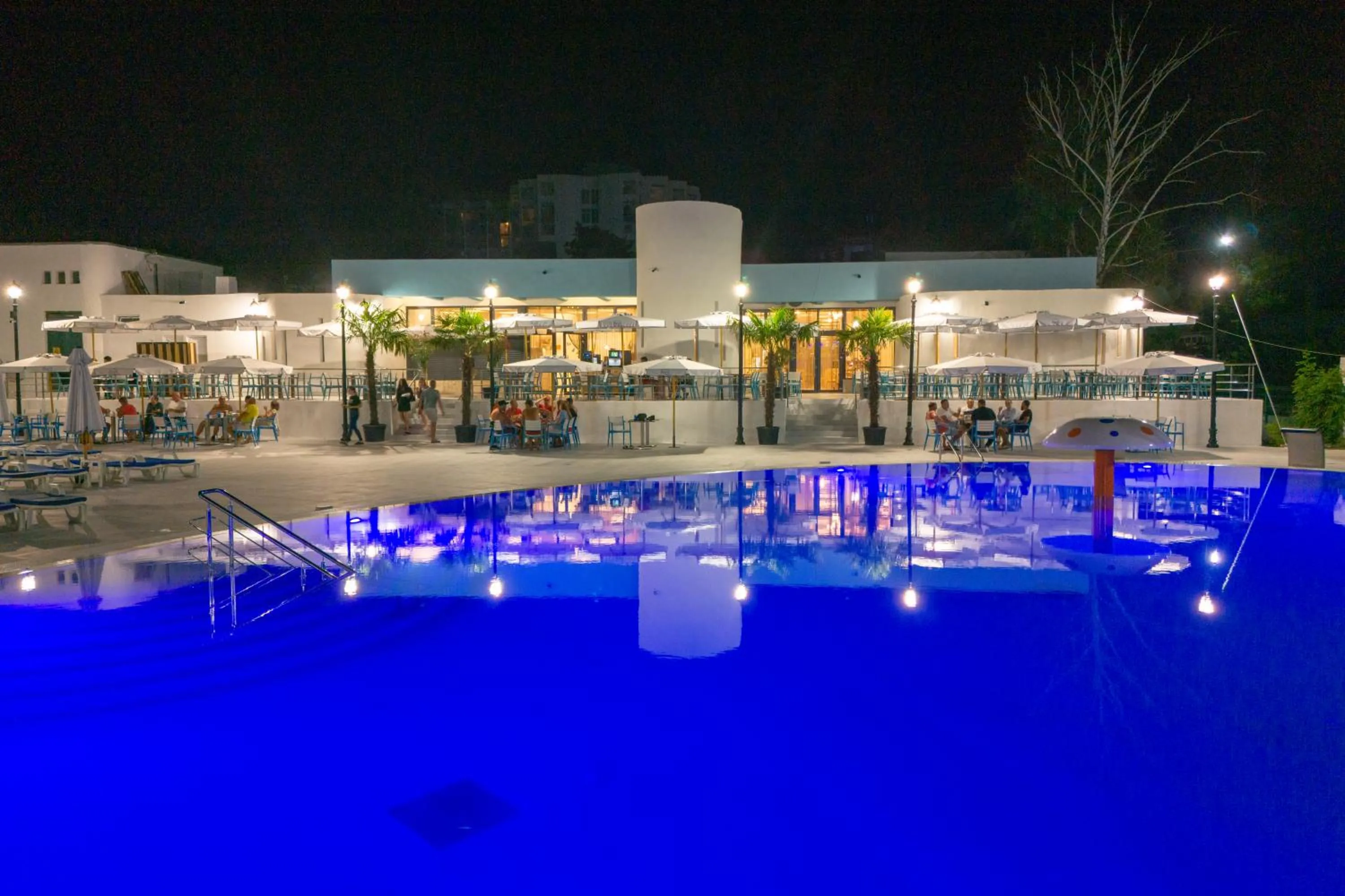Property building in Mera Holiday Resort