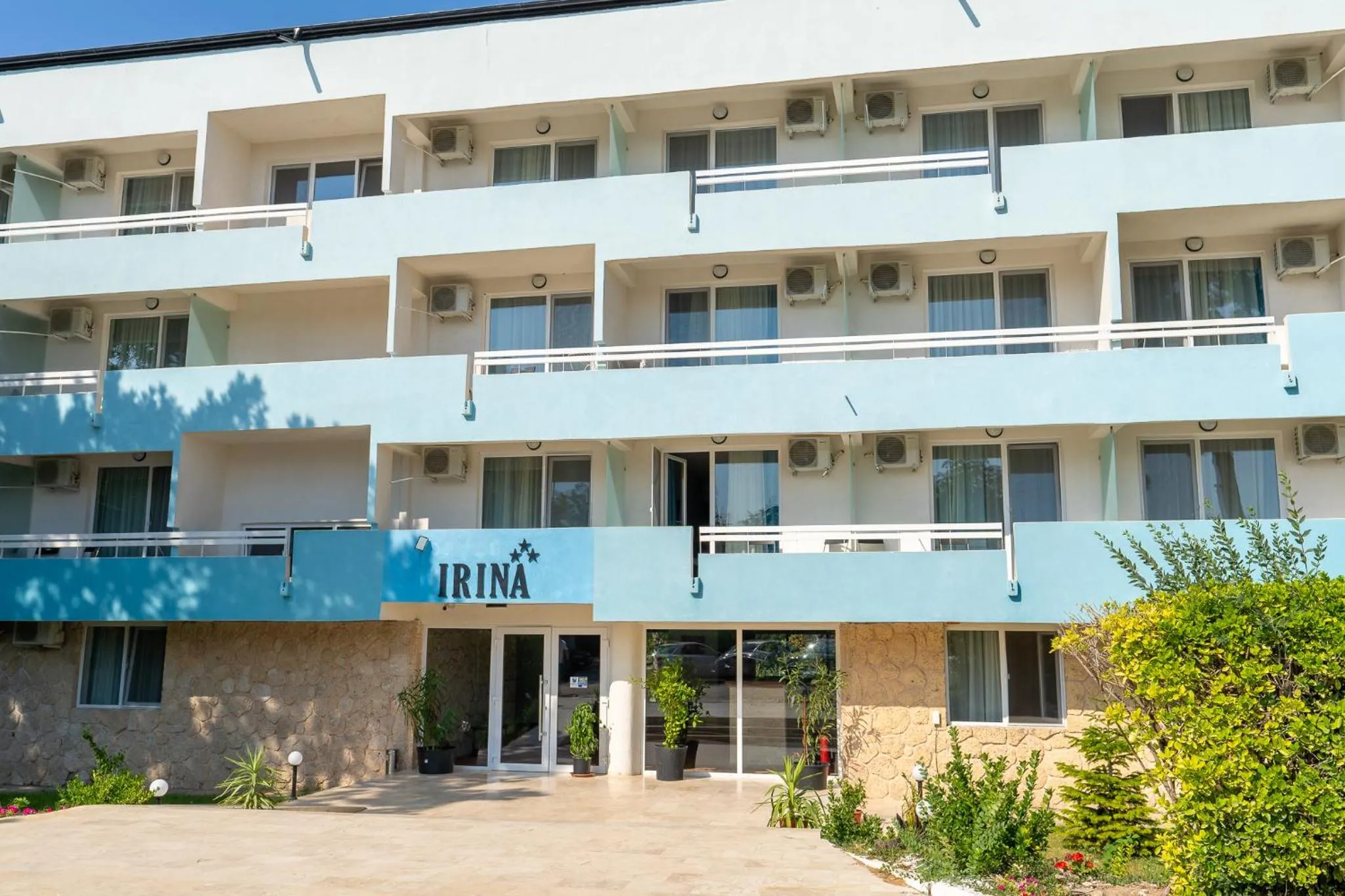 Property building in Mera Holiday Resort