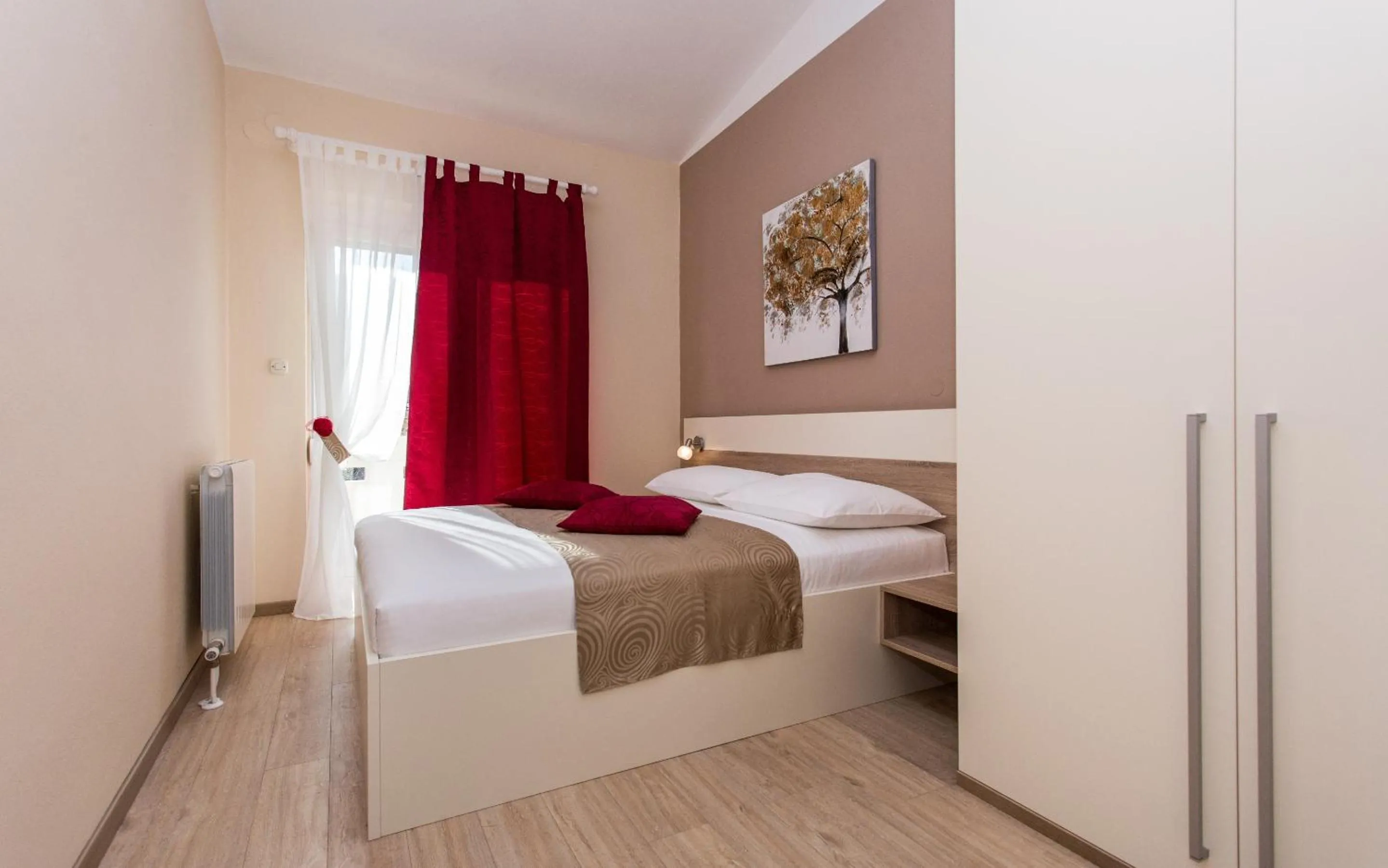 Bedroom, Bed in Apartments Polonijo