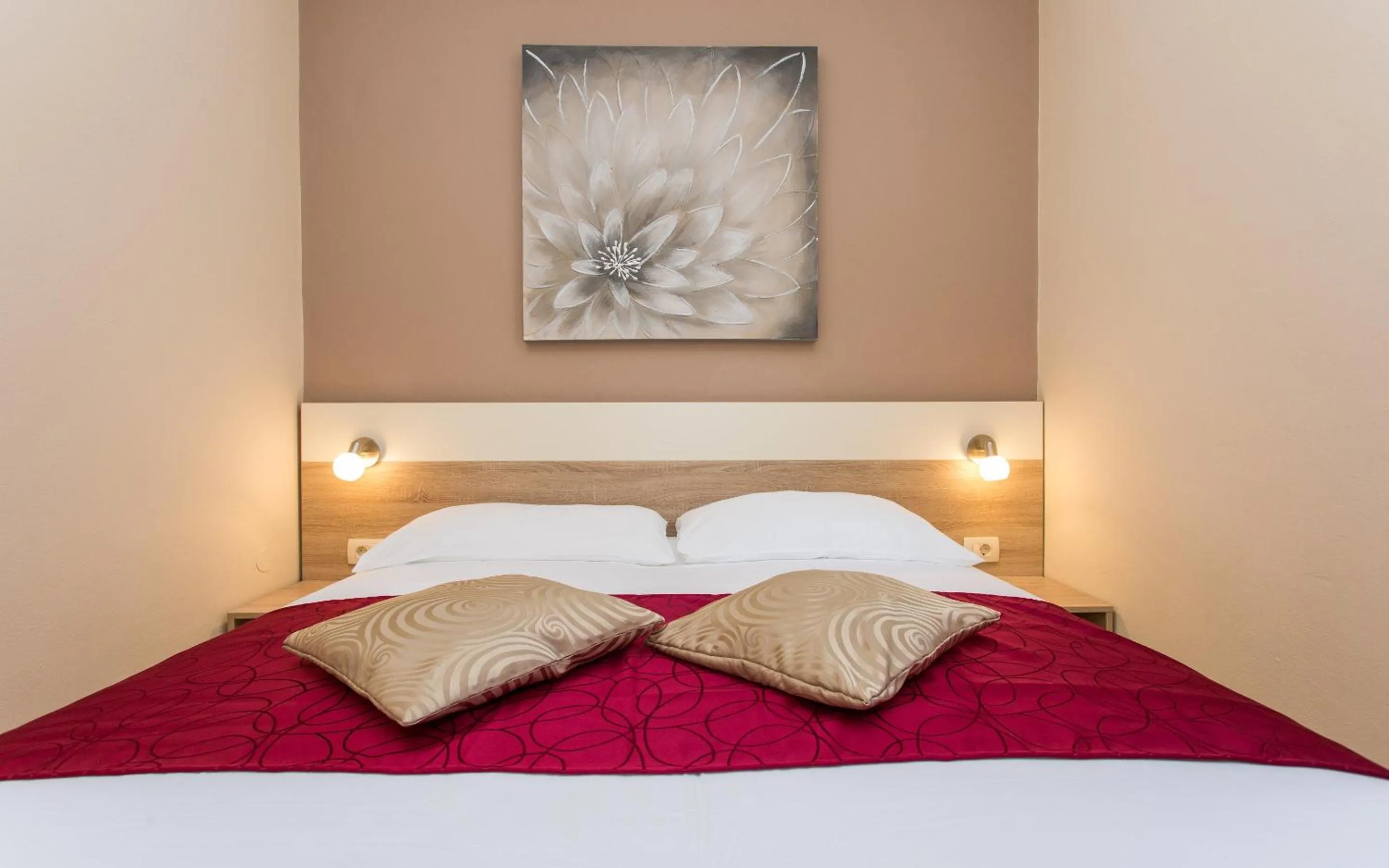 Bedroom, Bed in Apartments Polonijo