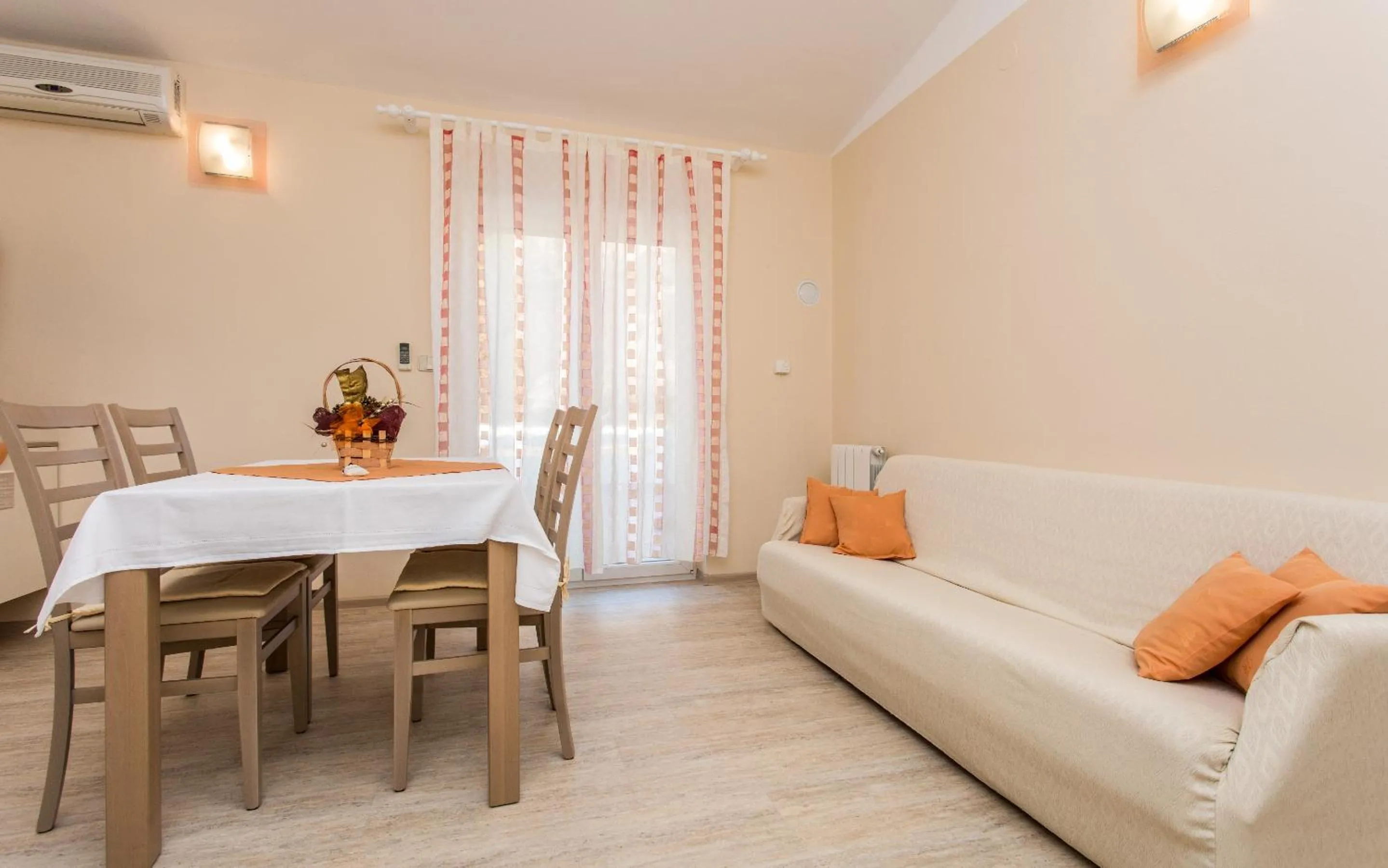 Living room in Apartments Polonijo