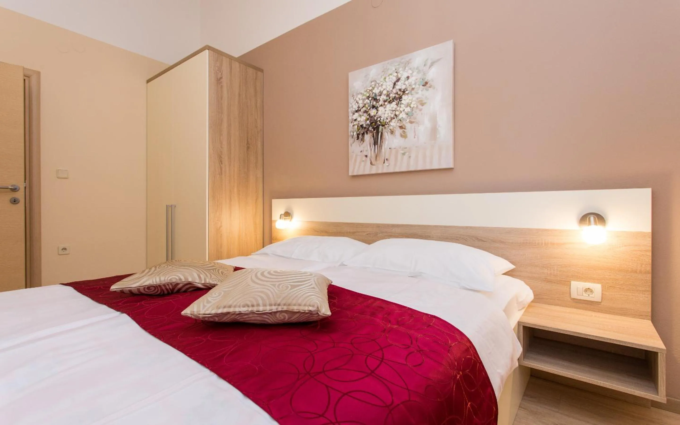 Bedroom, Bed in Apartments Polonijo