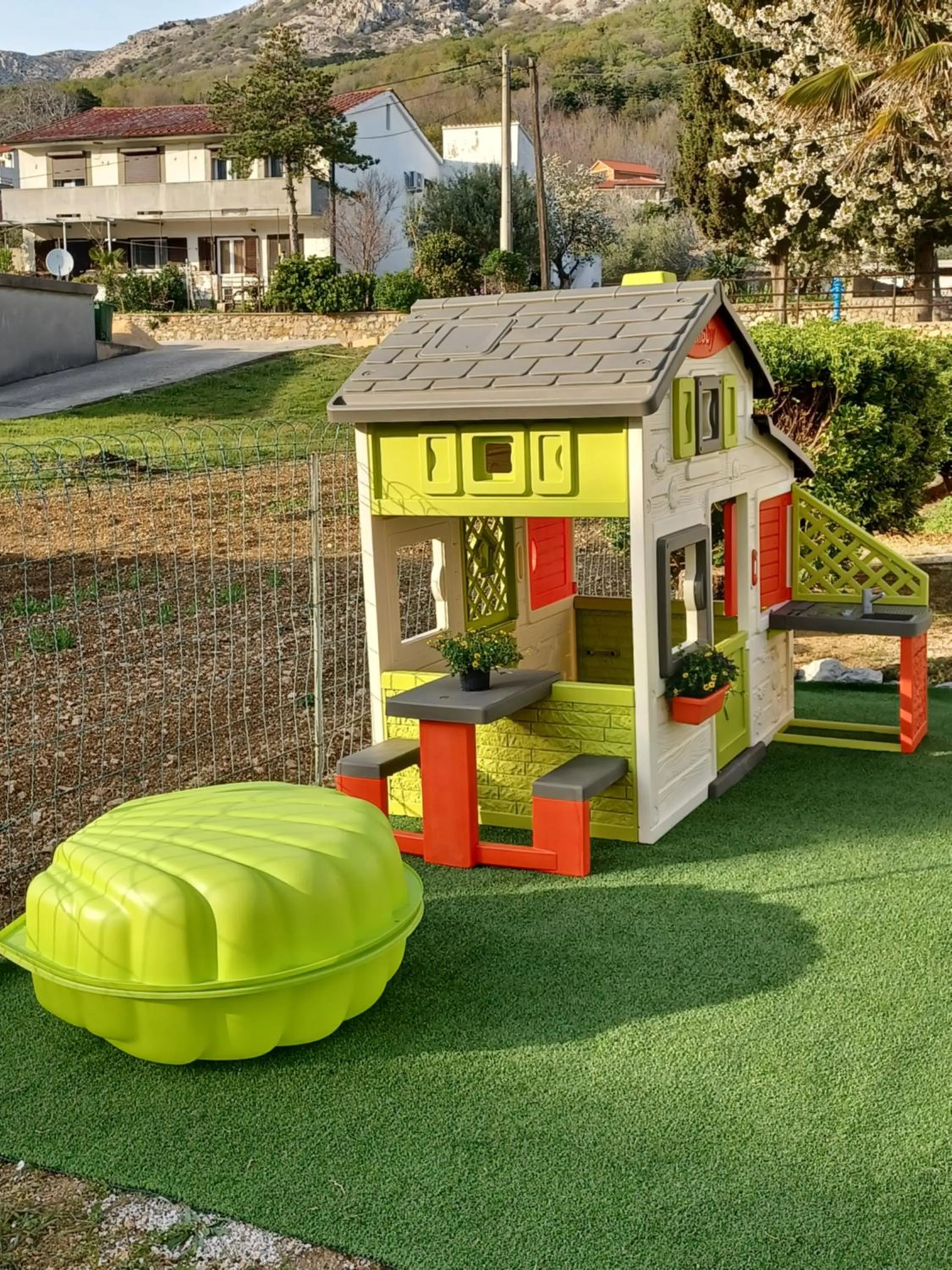 Children play ground in Apartments Polonijo