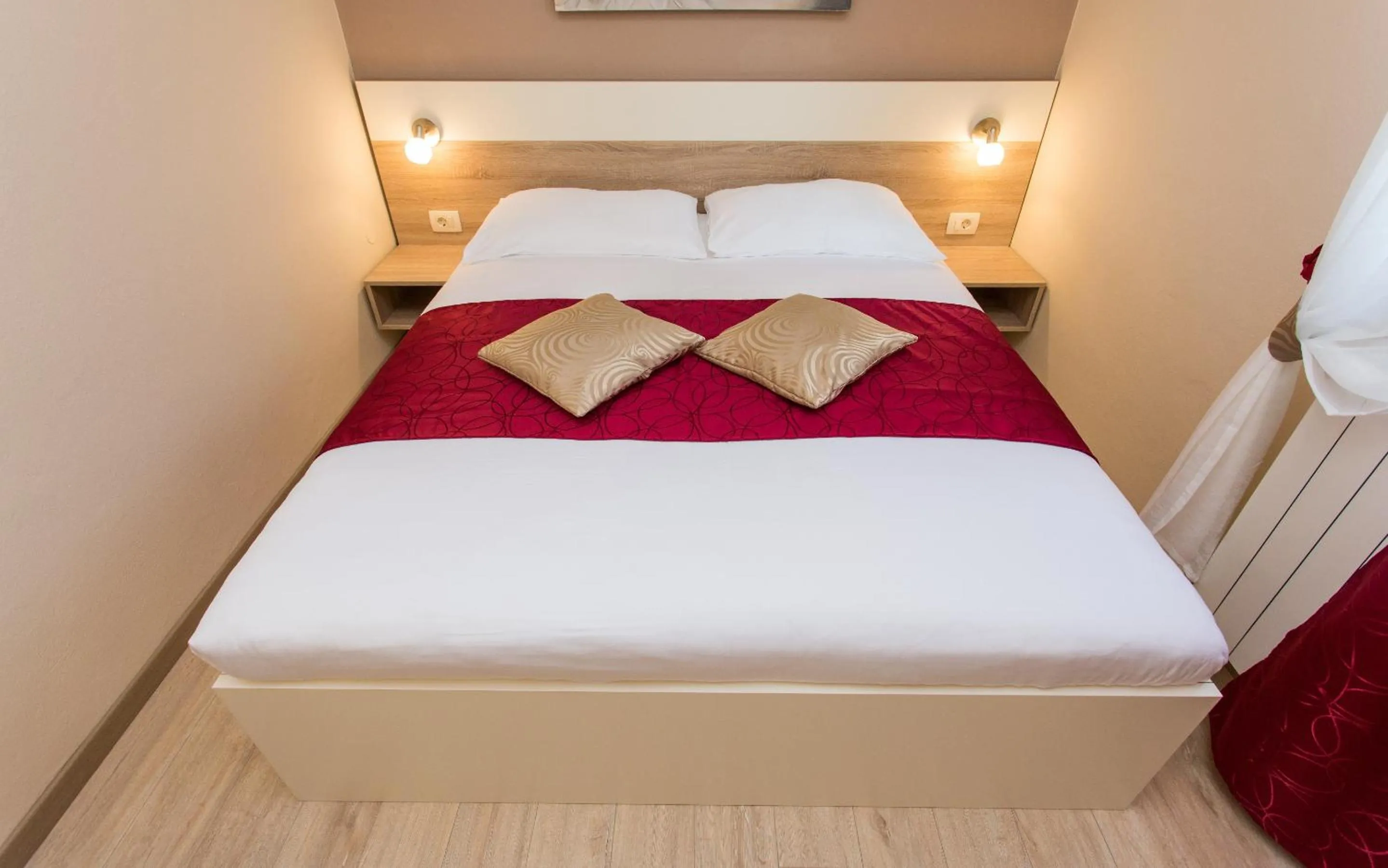Bedroom, Bed in Apartments Polonijo