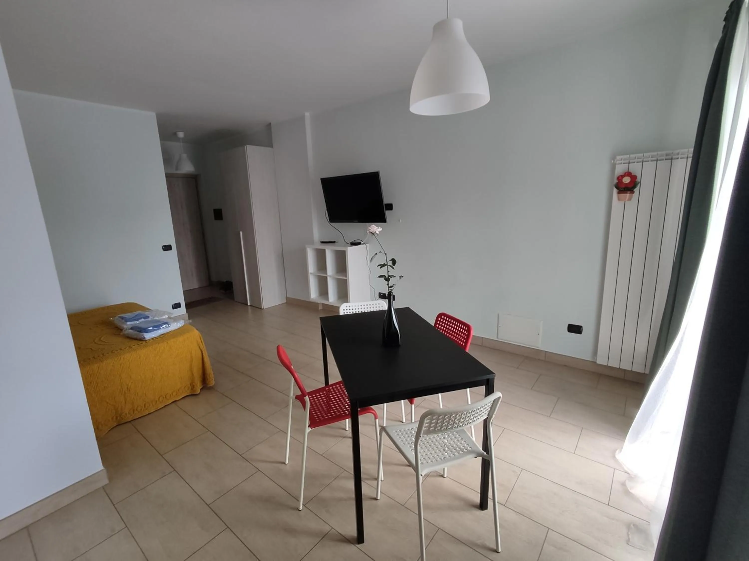 TV and multimedia, Dining Area in Pozzilli's Bed&Breakfast